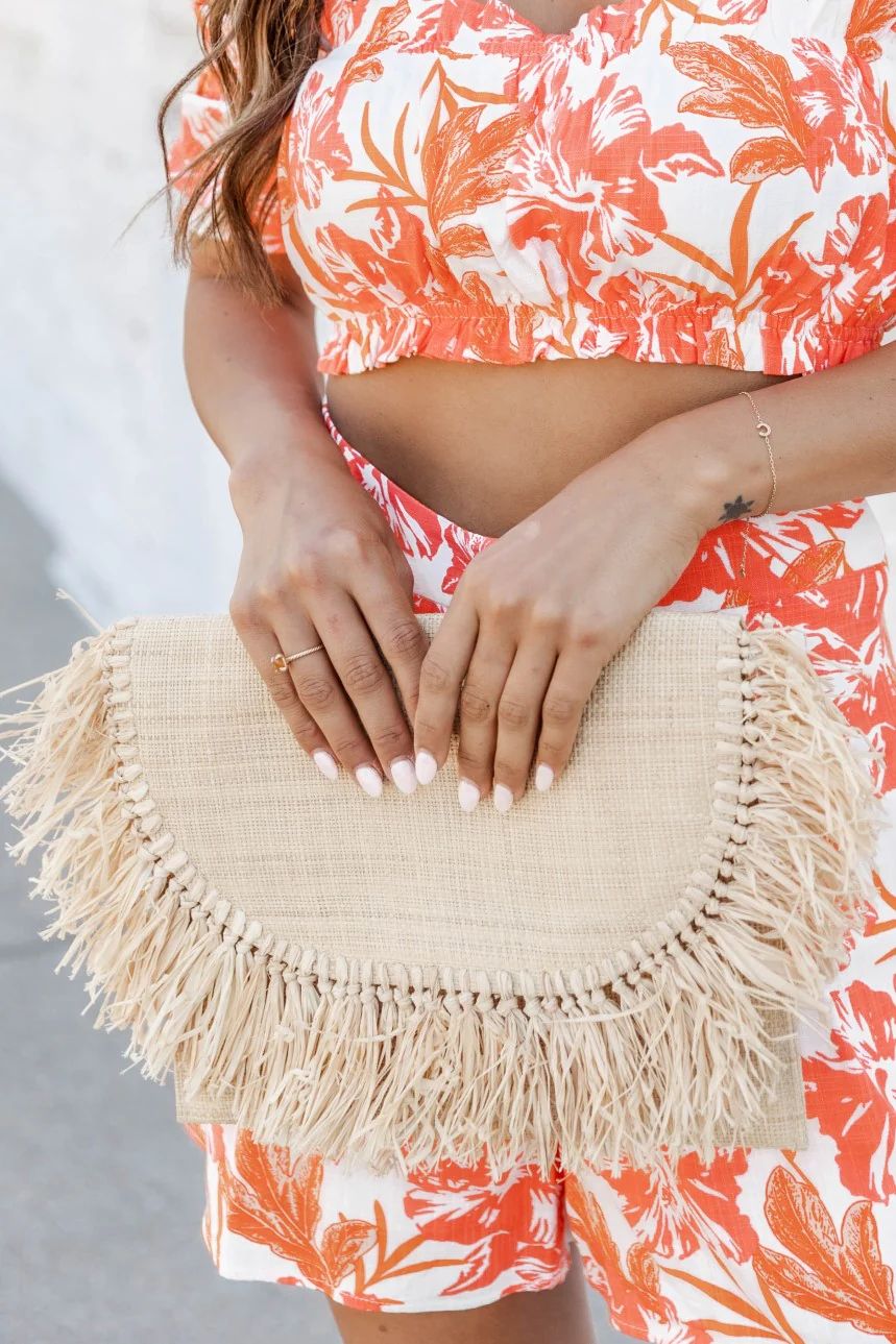 Catch A Breeze Large Jute Fringe Clutch - Pink Lily | Pink Lily