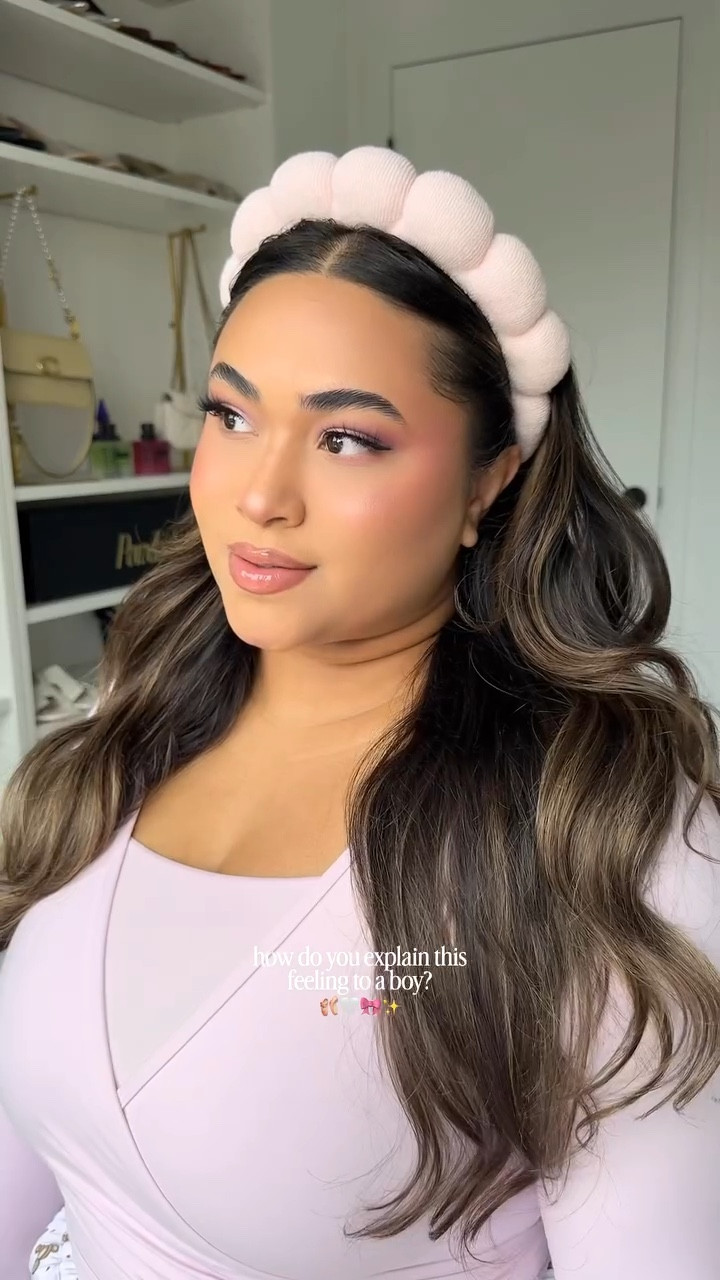 Soft glam pink makeup 🩰🤍 it’s been a minute since I posted a makeup video! I’ve been obsessed with this pink look ✨ adding all the products on my LTK for you guys 💌

Products used✨

@benefitcanada The POREfessional Smoothing & Blurring Matte Foundation 
@tower28beauty Swipe Serum Concealer 
@toofaced Chocolate Soleil Melting Bronzing & Sculpting Stick – Chocolate Soufflé 
@hudabeauty Blush Filter Liquid Blush – Bubblegum 
@hudabeauty Easy Bake Loose Baking & Setting Powder – Cherry Blossom 
@toofaced Let’s Play Mini Eyeshadow Palette 
@jasonwubeauty Prickly Pear Eyeshadow Palette 
@benefitcanada Hoola Matte Bronzer - Medium 
@yslbeauty Make Me Blush Bold Blurring Blush – Restless Rose 
@lancomeofficial Lash Idôle Mascara 
@fentybeauty Demi’Glow Highlighter 
@makeupforever Artist Color Pencil – Wherever Walnut 
@caliray Lip Stain 
@gisou Honey Infused Lip Oil – Sheer Nude Shimmer 
@urbandecaycosmetics All Nighter Hyaluronic Acid Dewy Setting Spray

#makeup #makeuproutine #pinkblush #softglam #pinkmakeup