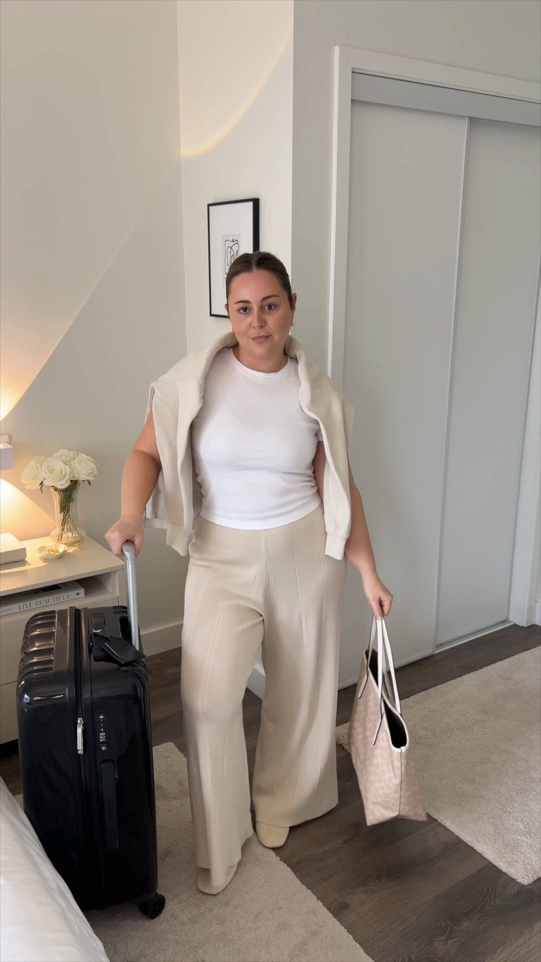 Comfy Clean Airport Outfit 🤍✈️ 