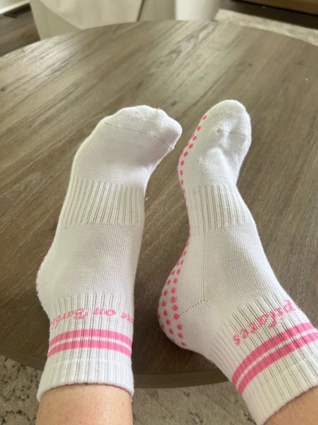 Cute Pilates socks come on Barbie. Let’s do Pilates mini crew white with pink stripes.

Grip socks
Gripy 

#LTKGiftGuide #LTKFindsUnder50 #LTKFitness
