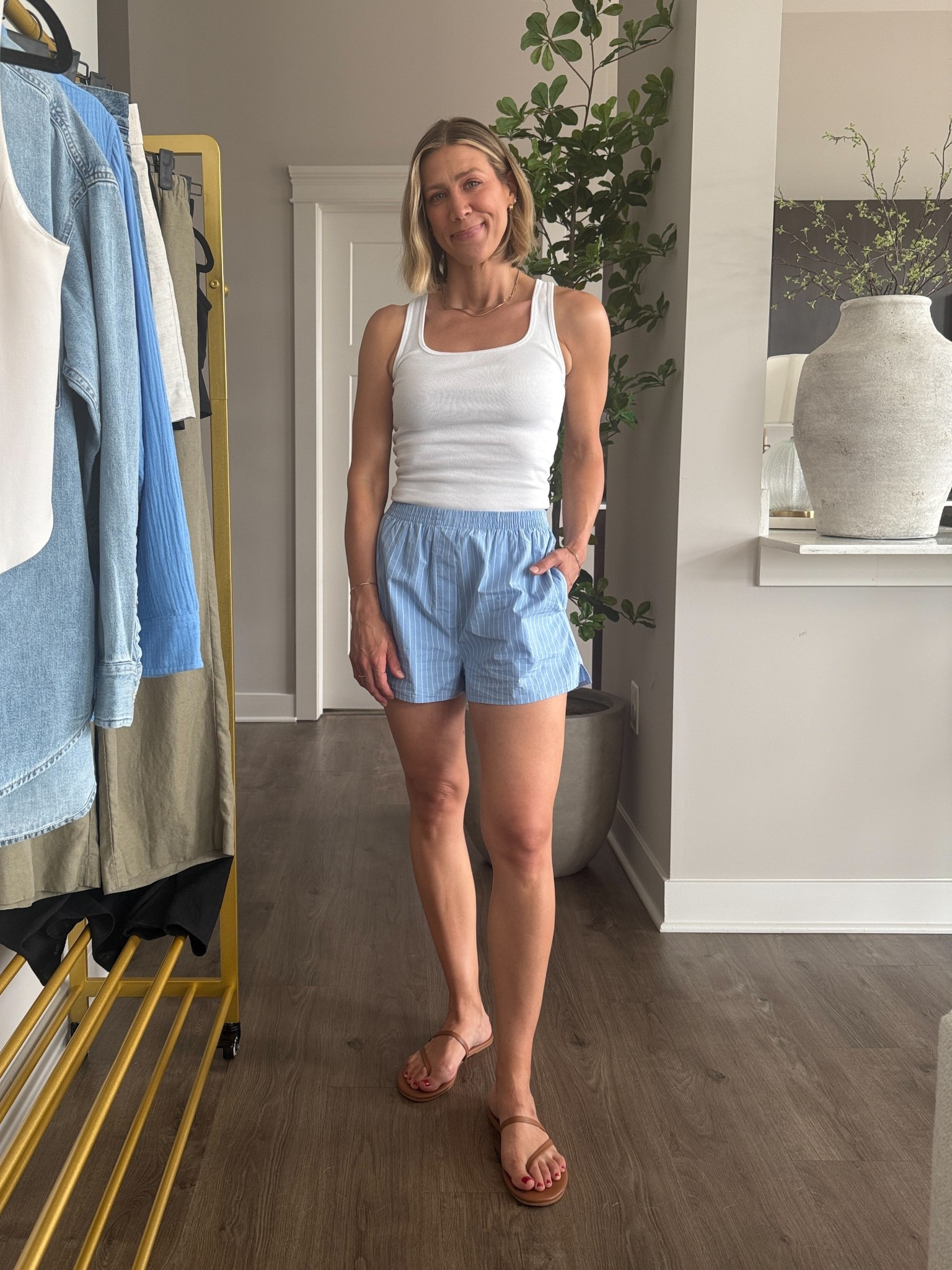 Wearing medium tank, XS shorts 

@aritzia #aritziapartner #ad #paidlink

#LTKFindsUnder50 #LTKStyleTip #LTKSaleAlert
