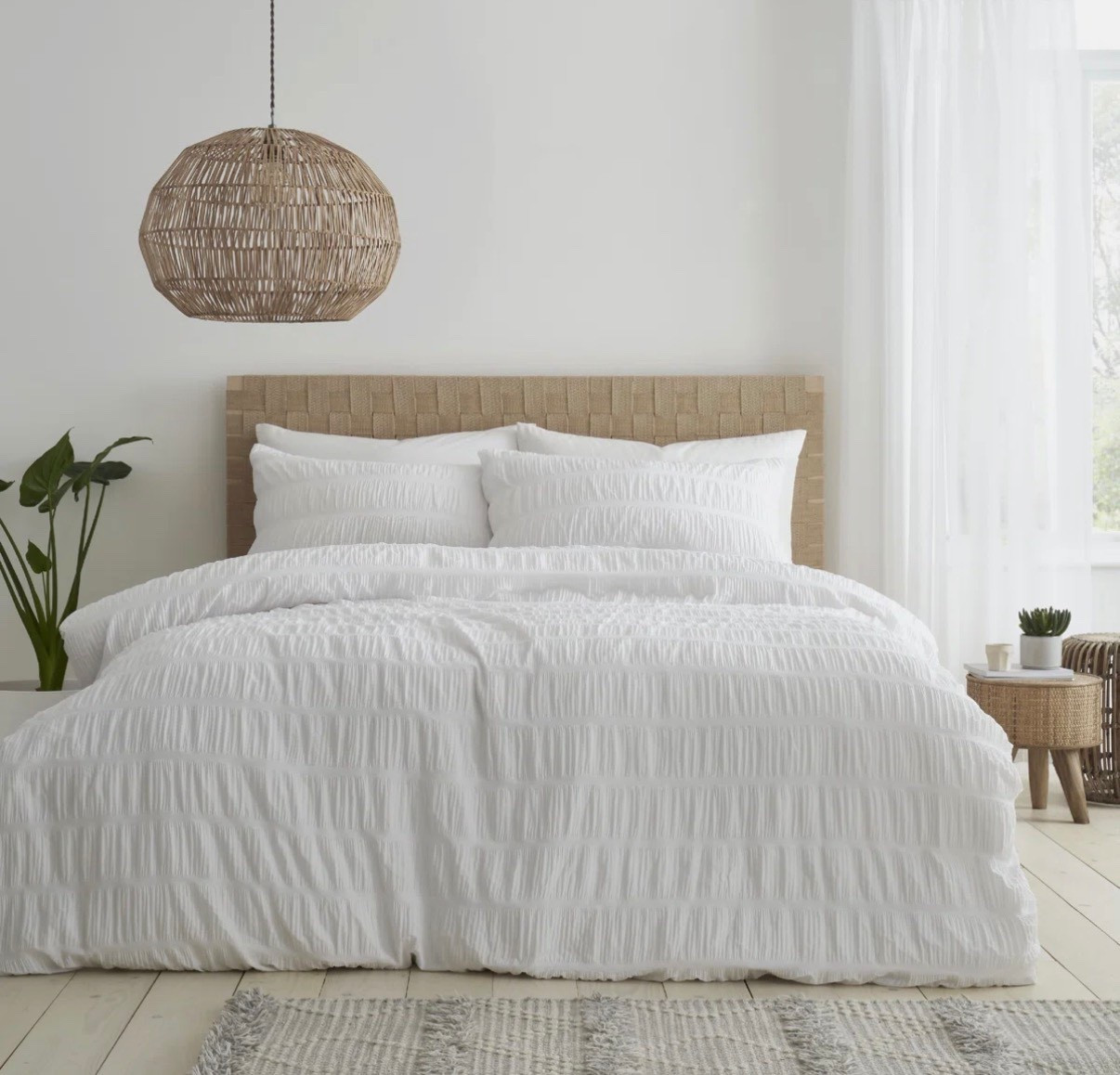 Bed sheets have become my new fave thing to buy & these are so cute !!! @Wayfair #ad #wayfairuk

#LTKsale #LTKspring #LTKhome