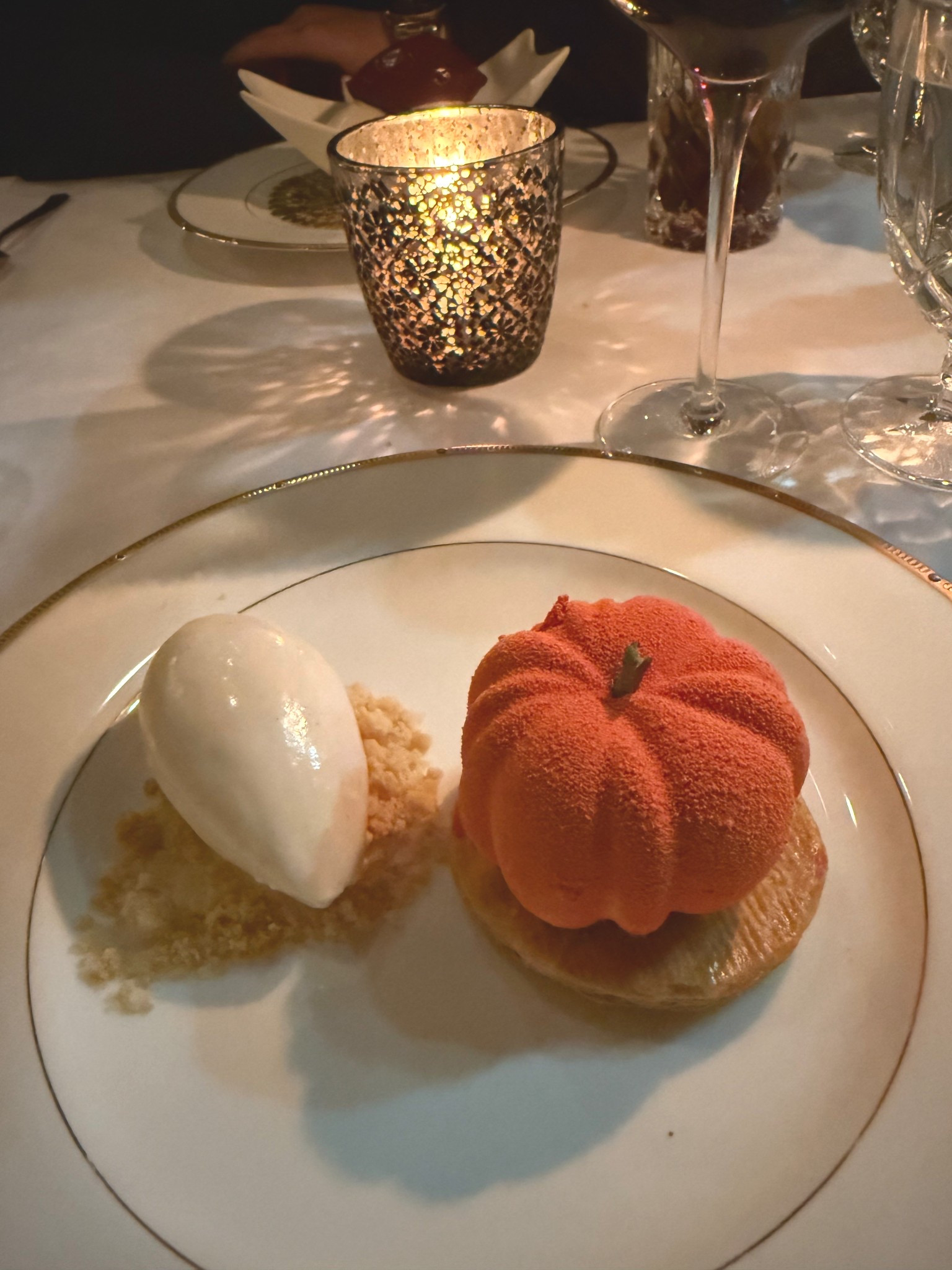 Gorgeous pumpkin tarte tartin at One if By Land, Two if By Sea 🍁 

#LTKdayinmylife