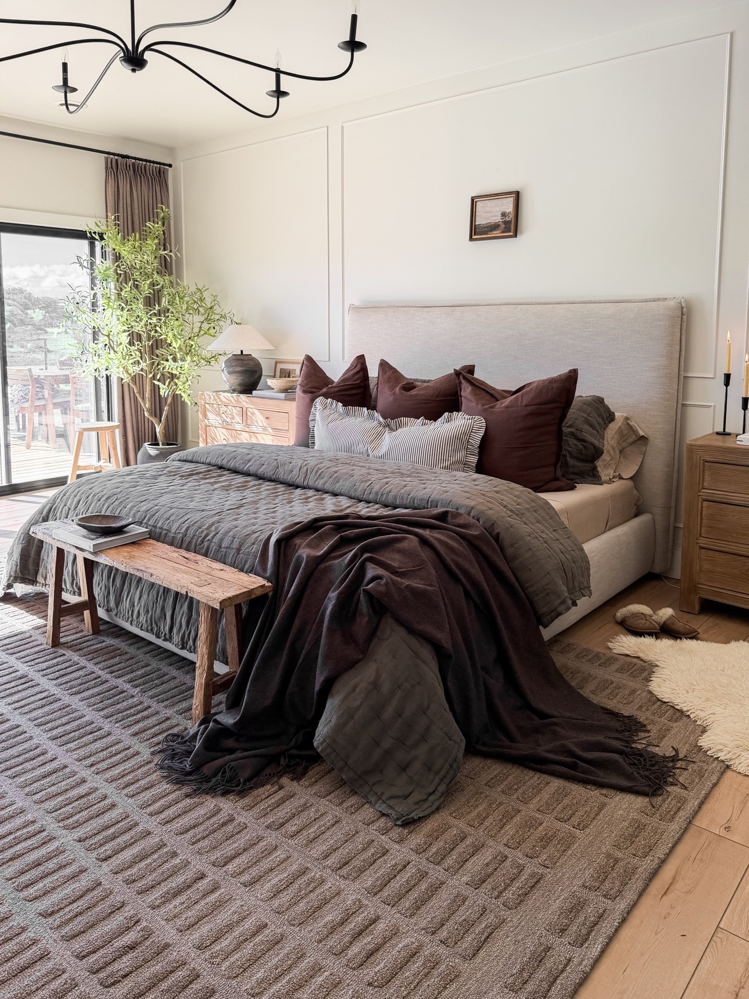 Olive green linen quilt.. say less 😍

#LTKcanada #LTKsale #LTKhome