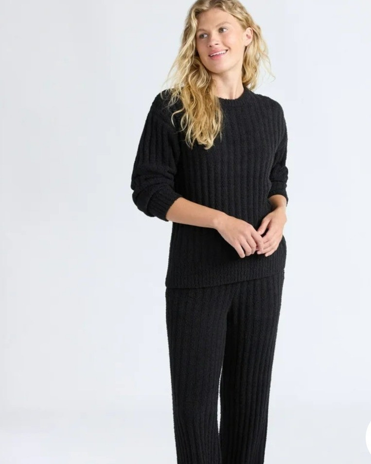 Cozy set 

#LTKFindsUnder100 #LTKFindsUnder50