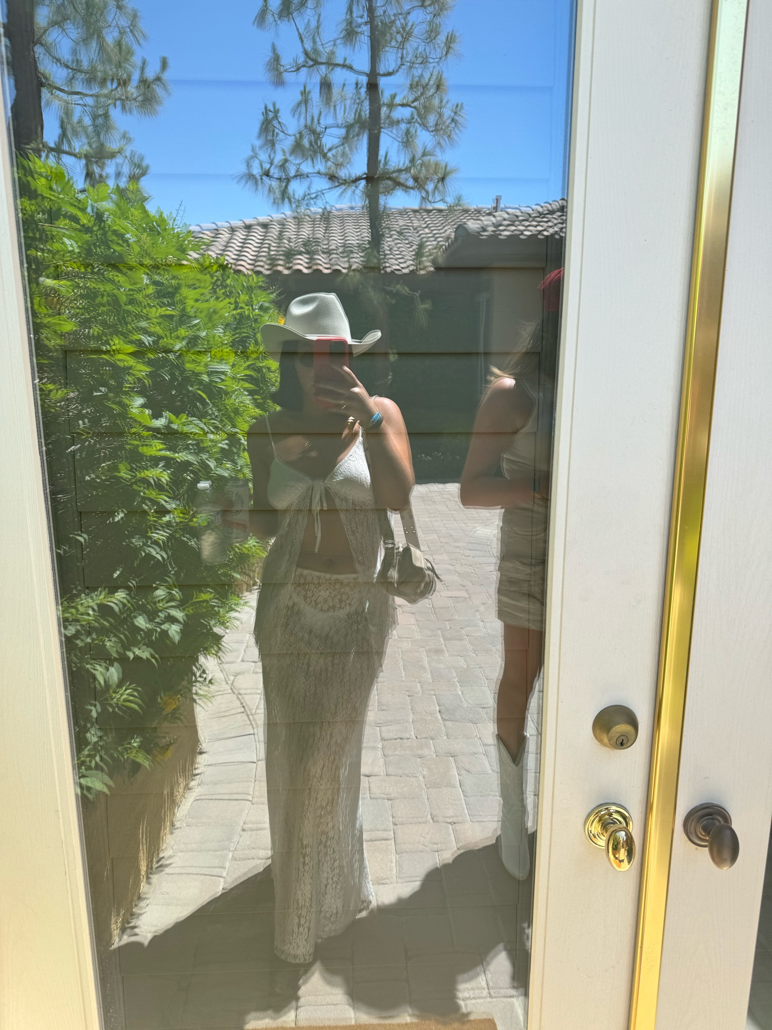 Stagecoach DAY1 outfit