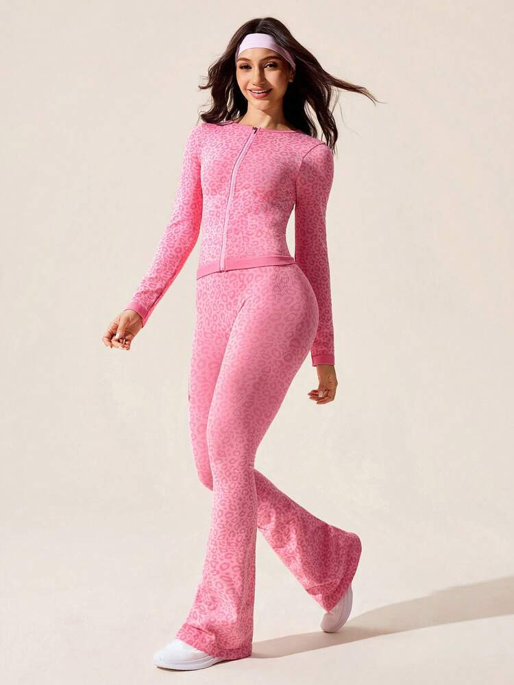 SHEIN Core Rhythm Conjunto De Entrenamiento Con Cierre De Cremallera De Estampado De Leopardo De Manga Larga, Conjunto De Yoga De Ajuste Ceñido Sin Costuras, Adecuado Para El Trabajo Y El Uso Diario, Otoño/Invierno | SHEIN