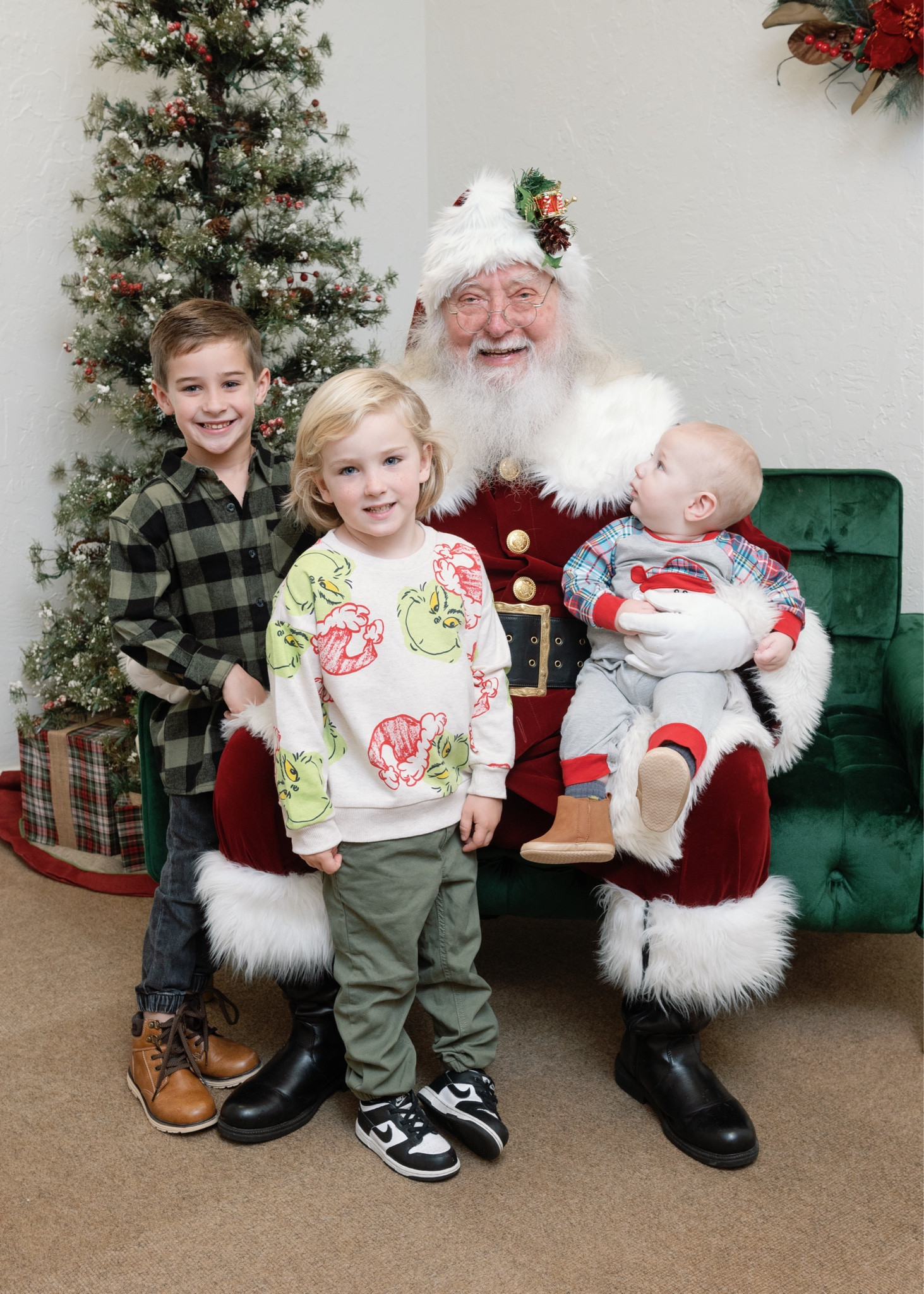 Santa’s on his way!!! 🎅🏼

#LTKHoliday #LTKSeasonal #LTKKids