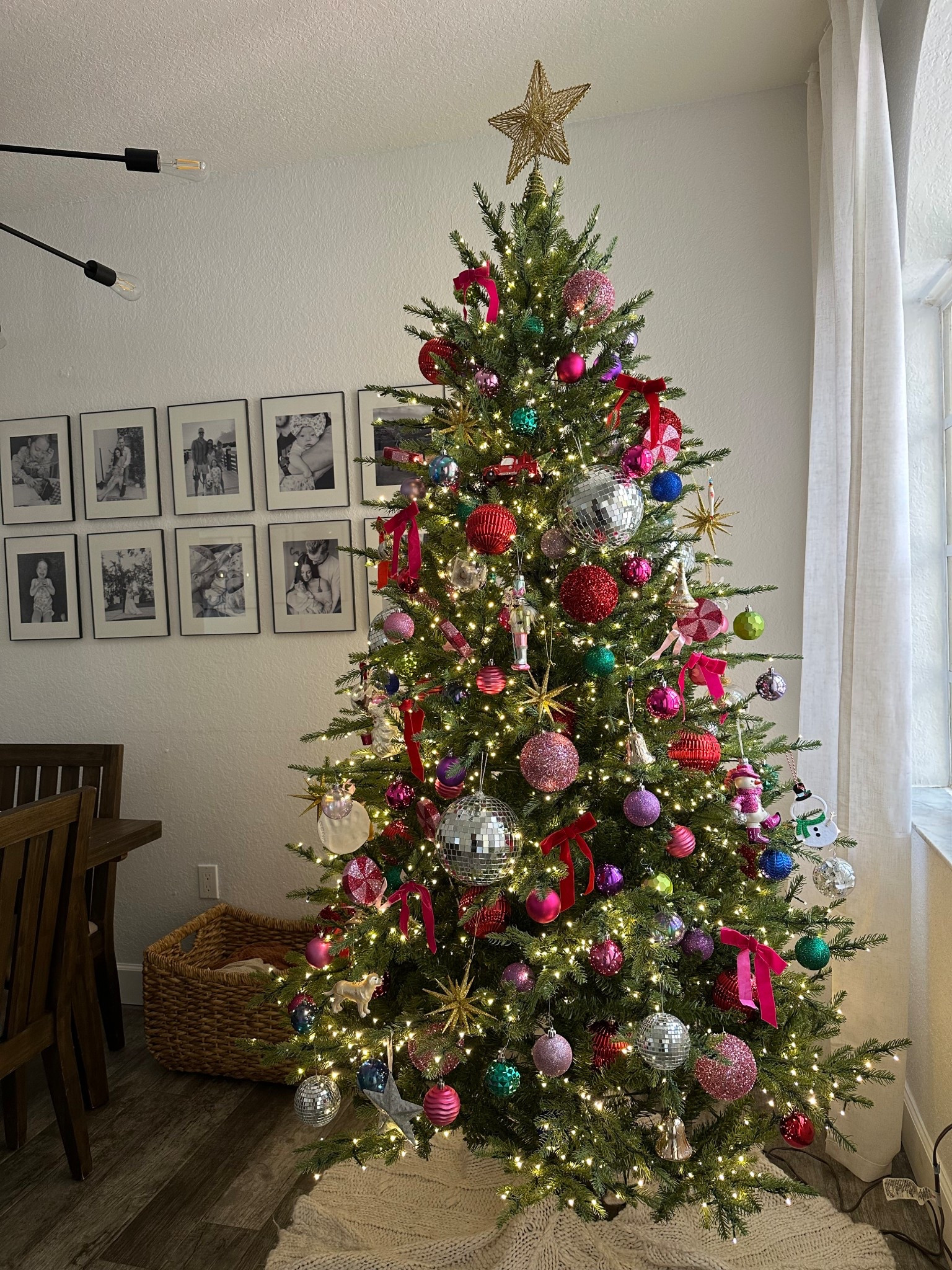 Colorful Christmas tree
Nostalgic Christmas tree


#LTKSeasonal #LTKHoliday