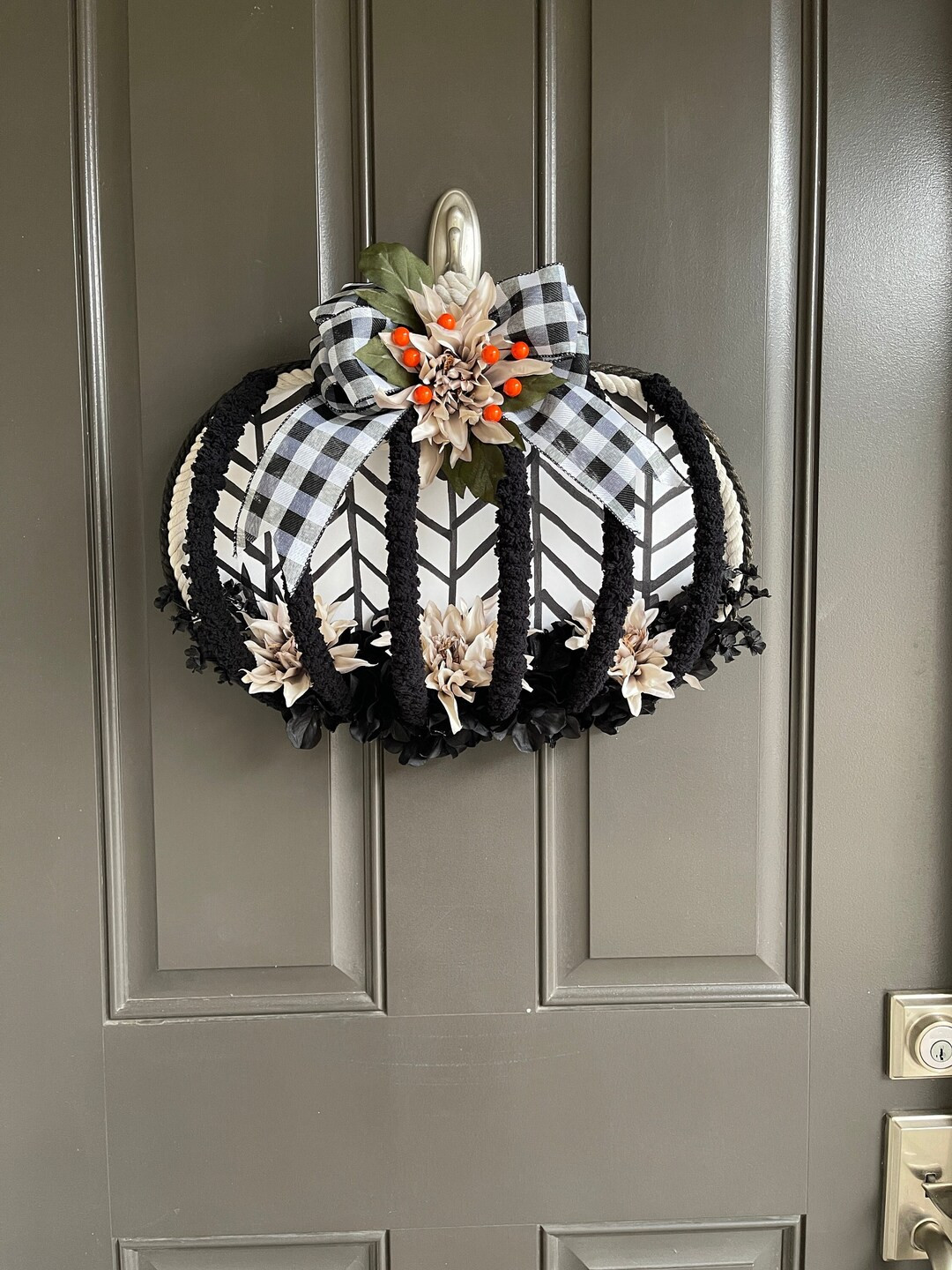 Pumpkin Wreath, Black and White Pumpkin, DIY Pumpkin Wreath, 3D Pumpkin Wreath - Etsy | Etsy (US)