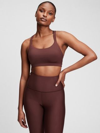 GapFit Eclipse Medium Support Strappy Sports Bra | Gap (US)