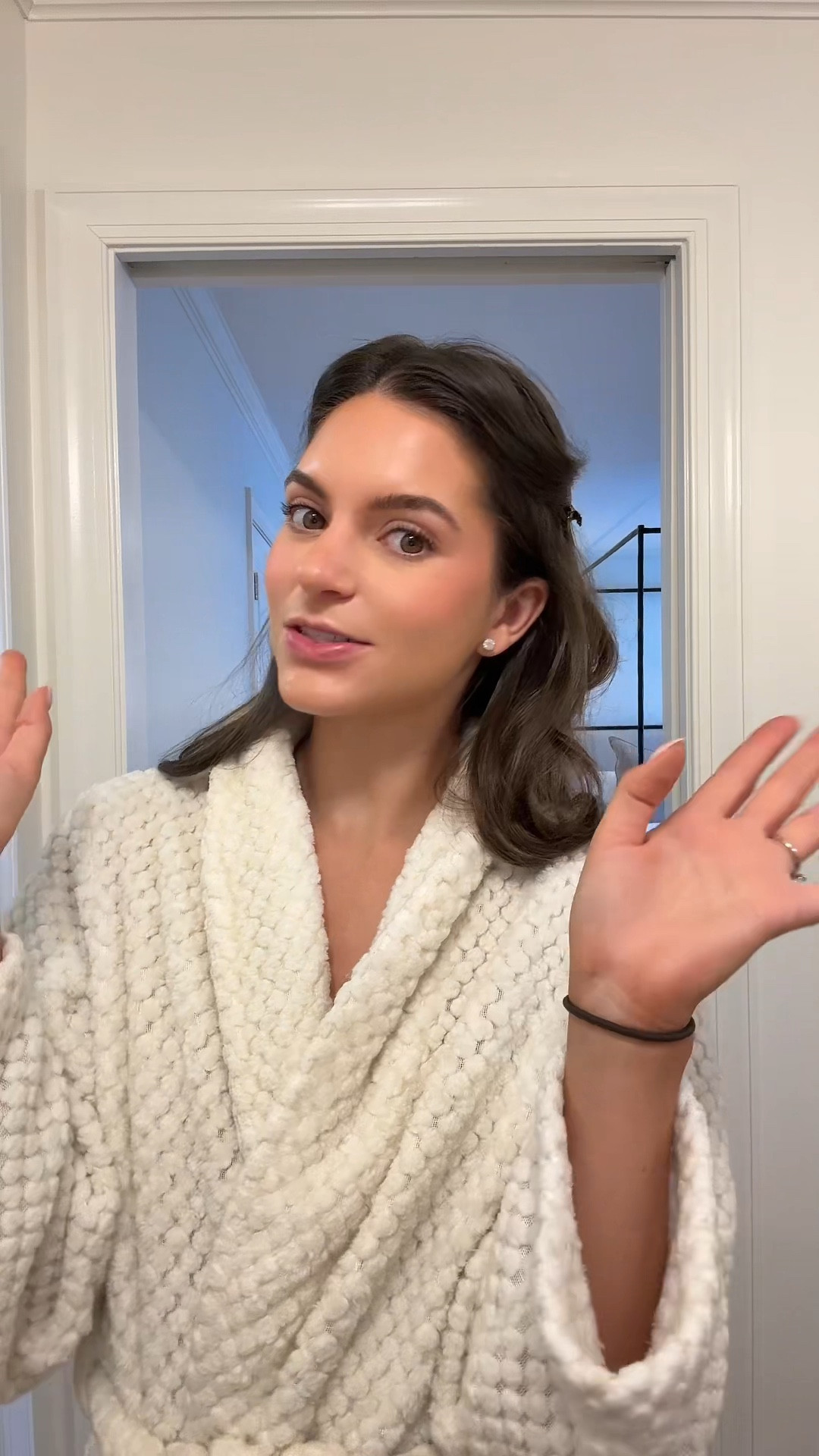 GRWM!


#LTKmorningroutine #LTKvlog #LTKgrwm