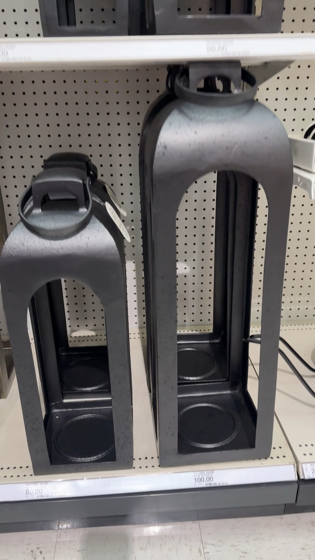 Outdoor lanterns available in black and gold, 4 size options  … on sale 30% off ends today 


Porch decor 
Front porch 
Back porch 
Outdoor Lanterns 
Outdoor decor 

#LTKSaleAlert #LTKStyleTip #LTKHome