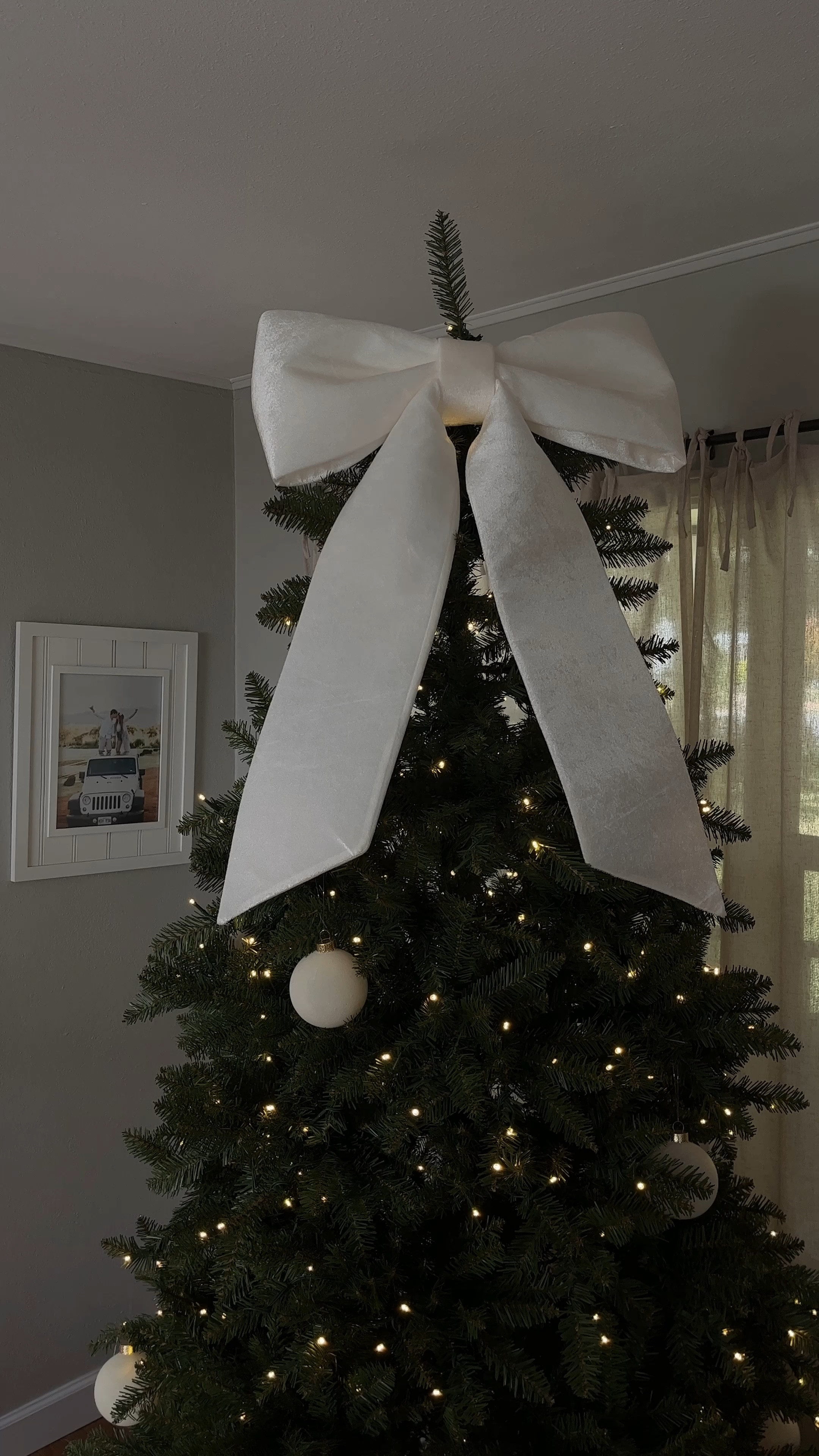 oversized bow for Christmas Tree / Christmas Tree Topper 


#LTKGiftGuide #LTKHoliday #LTKSeasonal