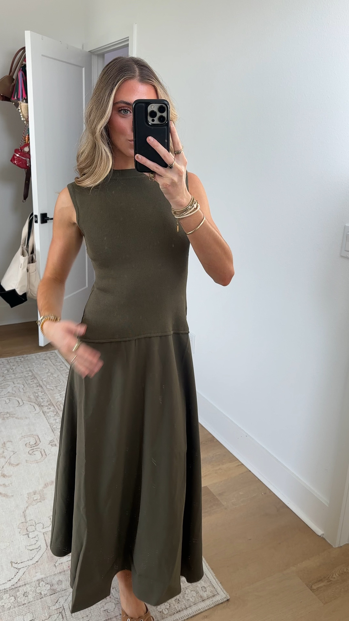 This dress is from exquise hadlee ribbed top poplin khaki skirt sleeveless dress size xs. 

#LTKWorkwear #LTKootd