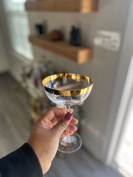 Perfect for gold glass for a romantic Valentine’s Day cocktail 

#LTKfindsunder50 #LTKhome