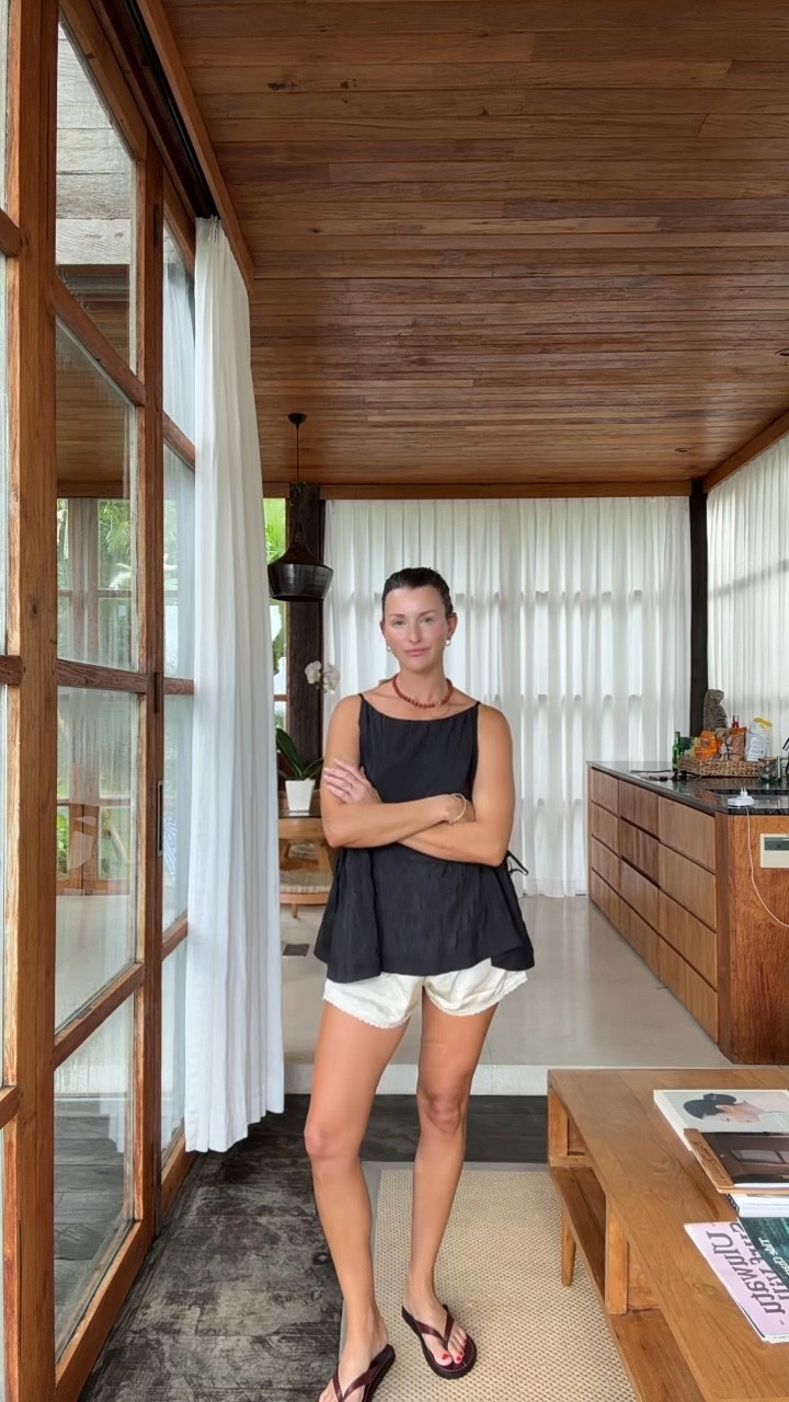Holiday ootd 
Shorts are Laneway the label 

#LTKaustralia