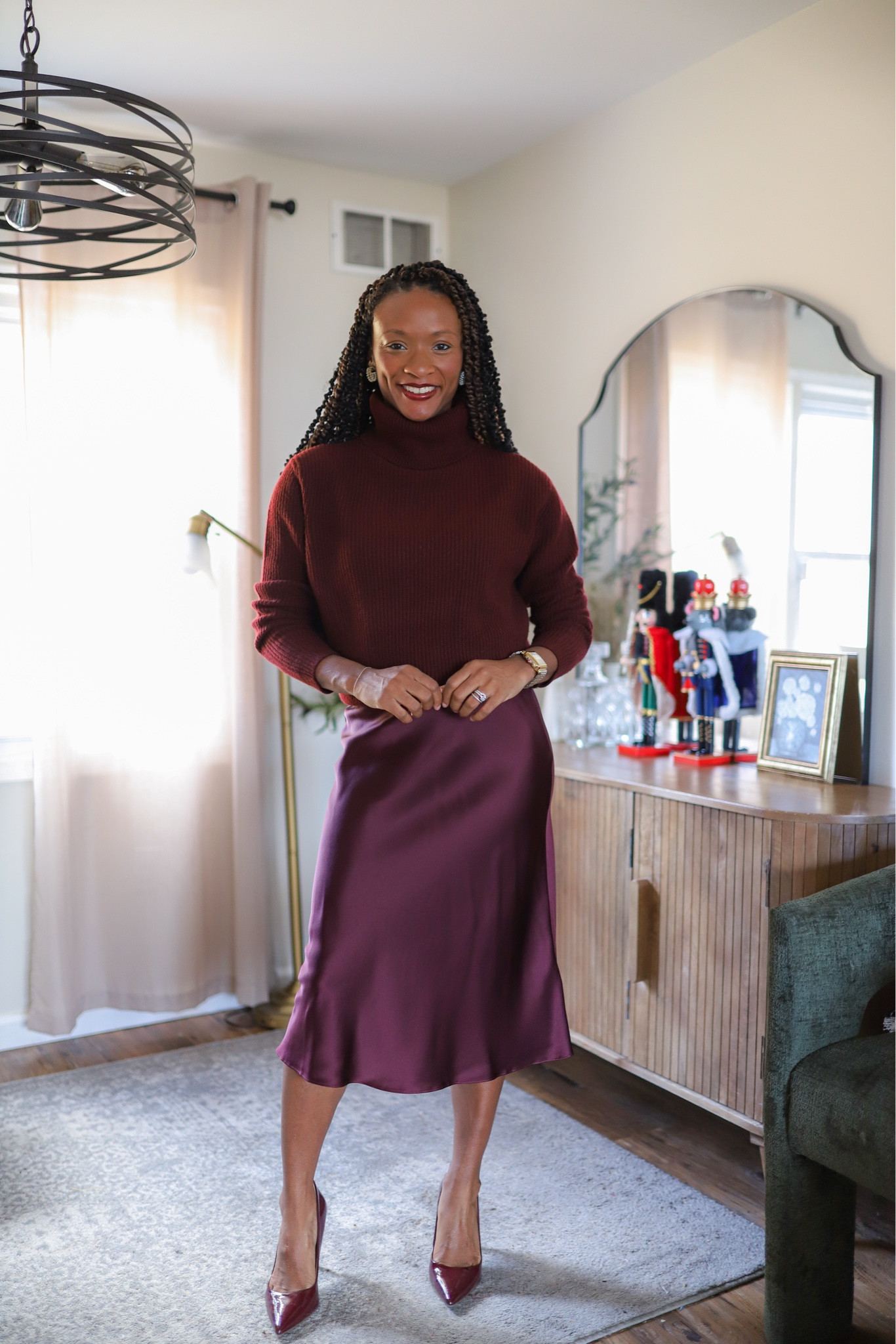 Quince Mongolian Cashmere Sweater and 100% washable silk skirtts

#LTKWorkwear #LTKHoliday