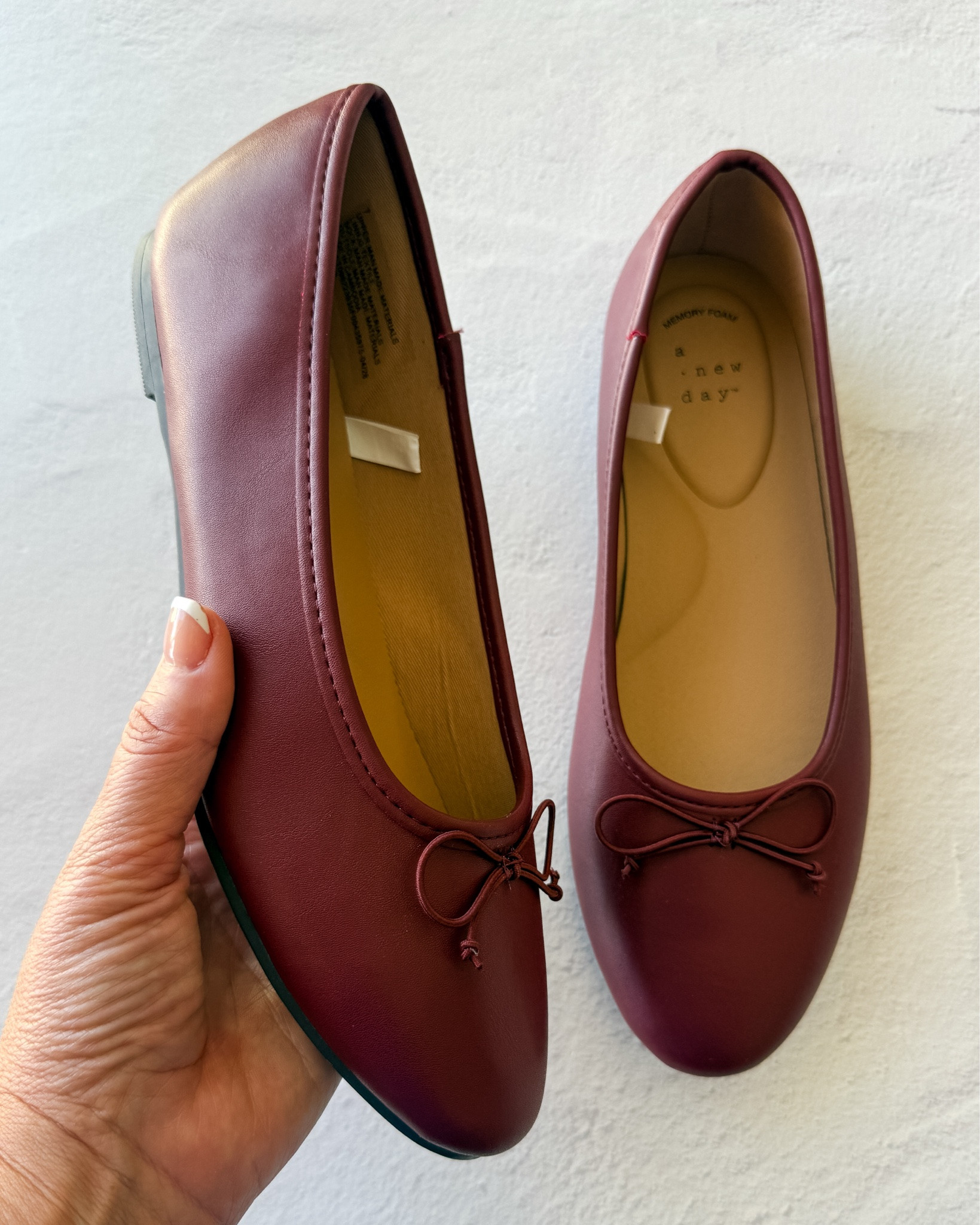 Memory foam ballet flats in the perfect fall burgundy for under $22 Yes, please. 🍷 These are the comfy ones you’ll reach for with everything — jeans, dresses, on your feet all day.

#LTKmomlife #LTKWorkwear #LTKSeasonal