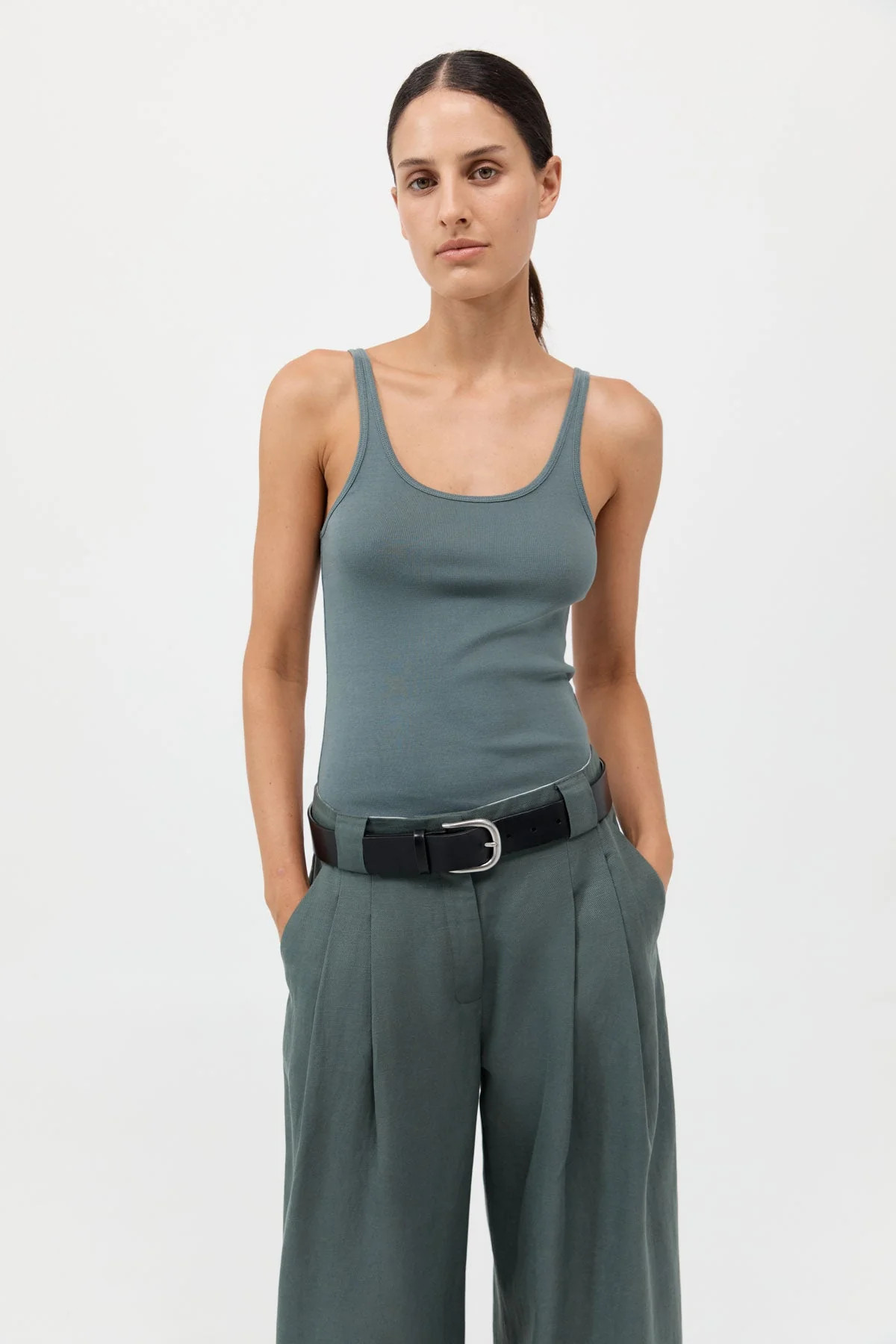 Organic Cotton Slim Scoop Tank - Balsam Green | St. Agni (US, UK, EU)