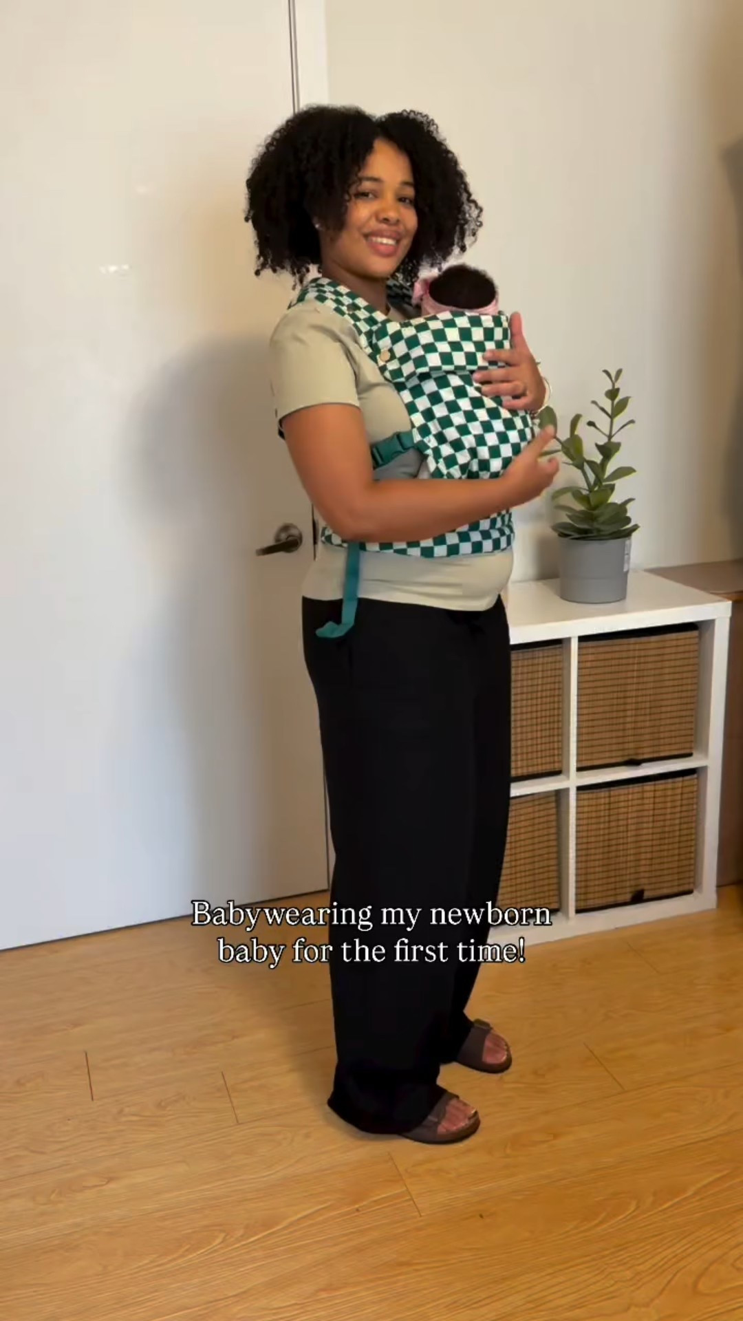 Unbox my @mabecarriers with me! 😍

I love babywearing and this carrier is definitely my favorite. It’s so soft, comfy, and supportive for both the baby and I. The material? The chic design? *chef’s kiss* 😙👌🏽

🛍️ Click the link in my bio for $$ off when you shop!