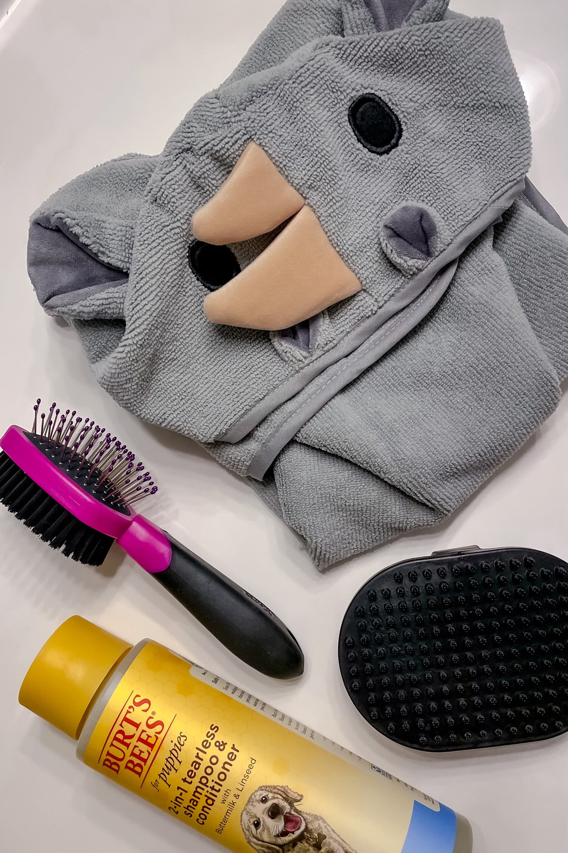 Olives puppy bath time essentials 