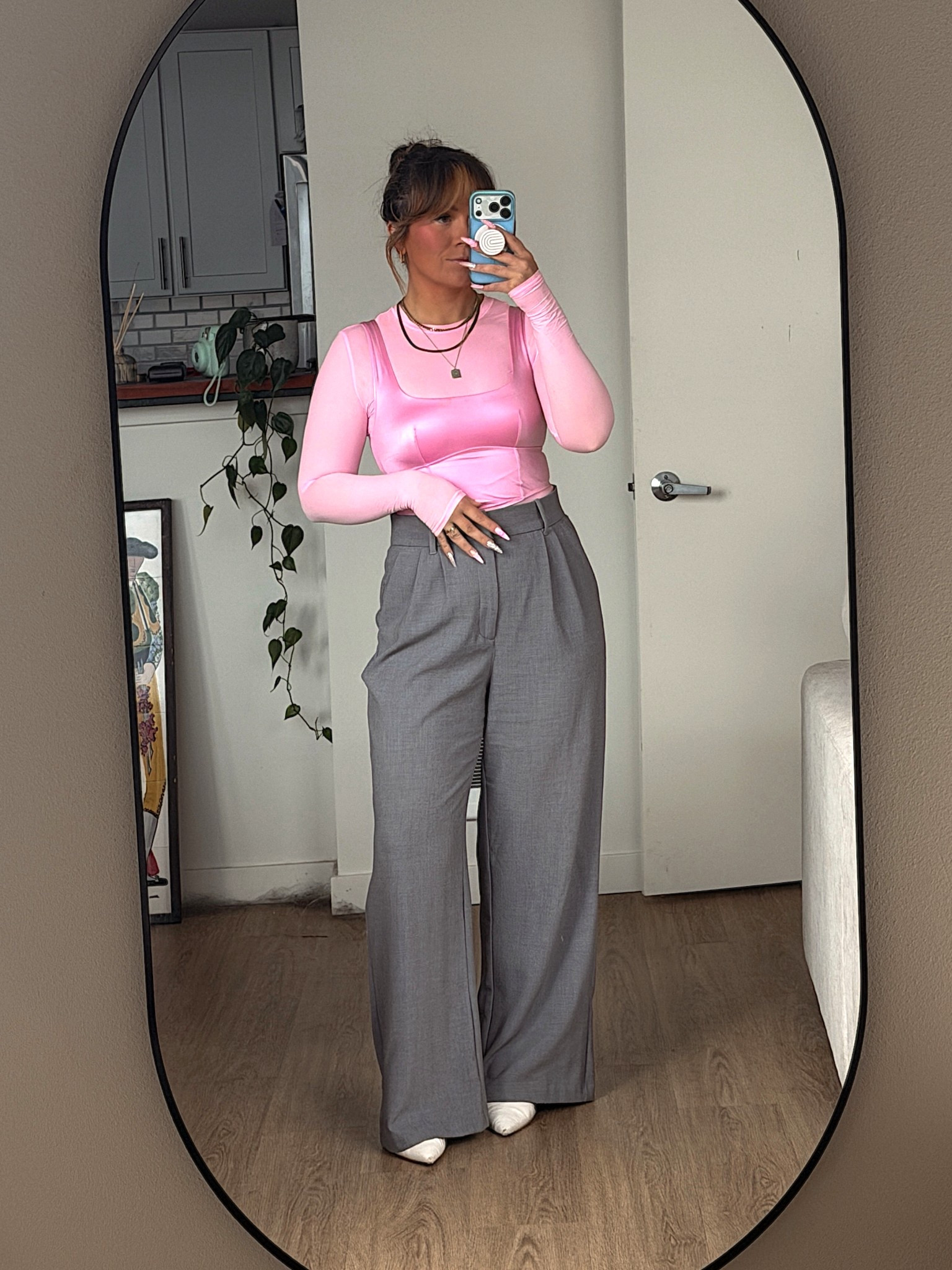 long sleeve- yitty
tank top - target (very old colsie)
pants - abercrombie
heels - naturalizer 

#LTKgrwm #LTKootd #LTKWorkwear