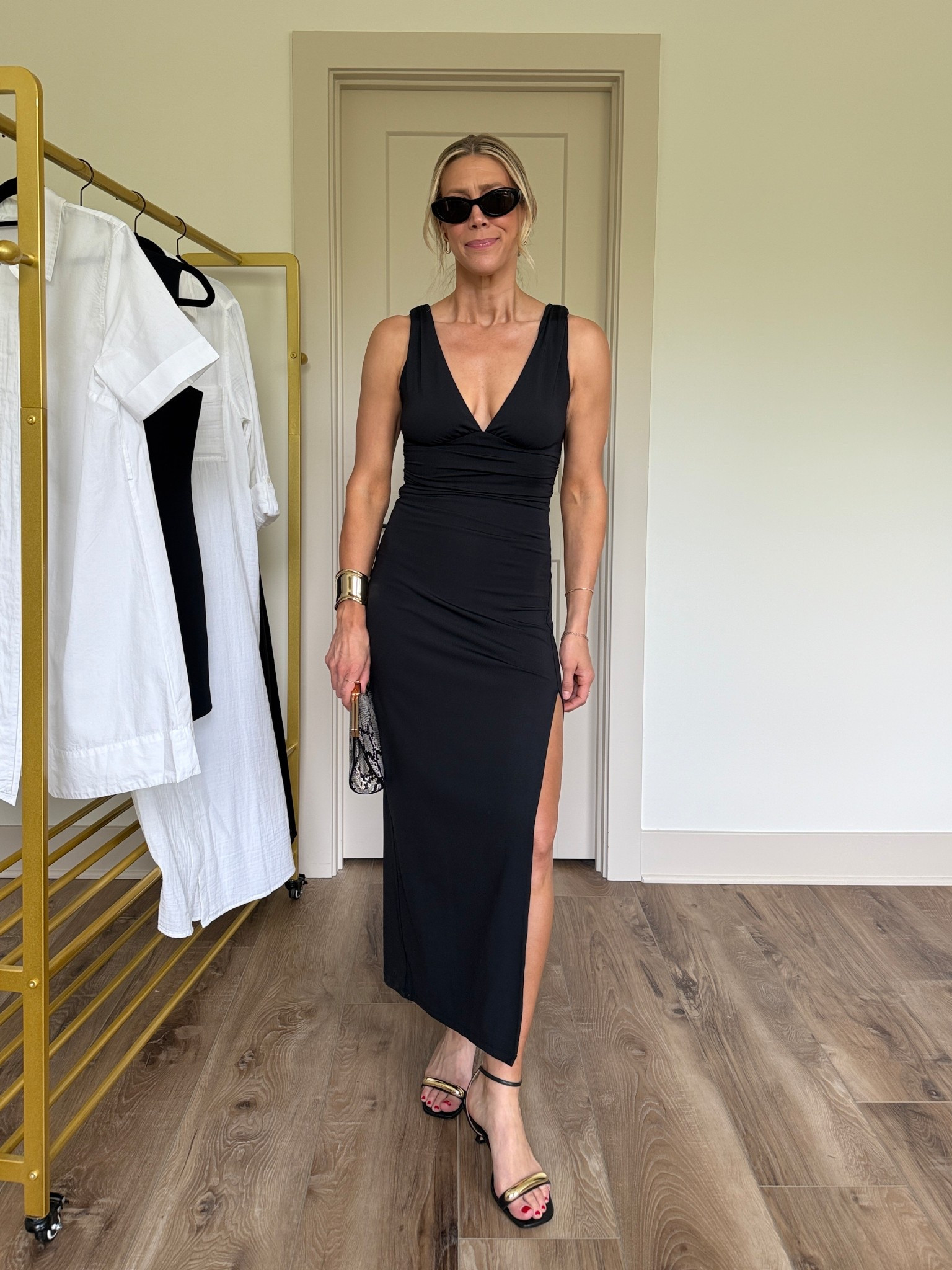 Wearing small dress

@Aritzia #aritziapartner #ad #paidlink

#LTKWedding #LTKOver40 #LTKSeasonal