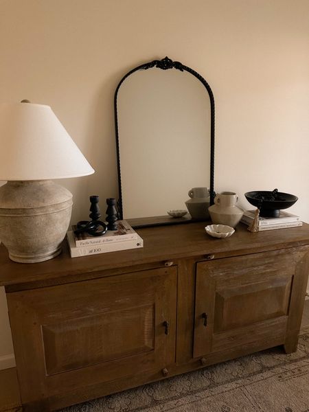 Entryway console table styling , entryway table decor , home decor 

#LTKhome