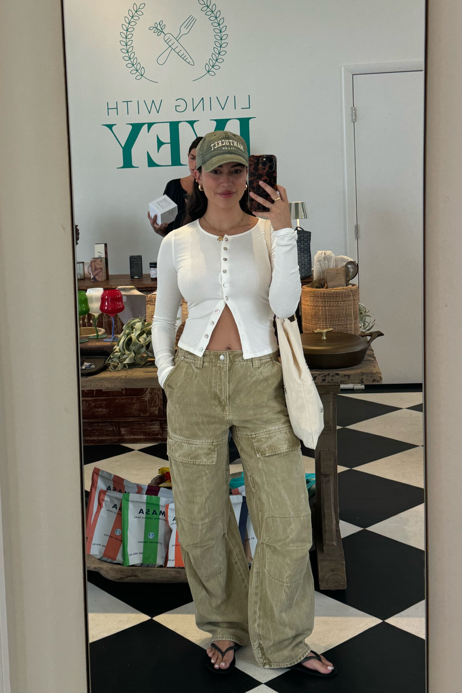 Perfect casual fall outfit to go to the farmers market or a pumpkin patch! 
Wear xs top and 24 bottoms ( run big ) 

#LTKStyleTip #LTKSeasonal