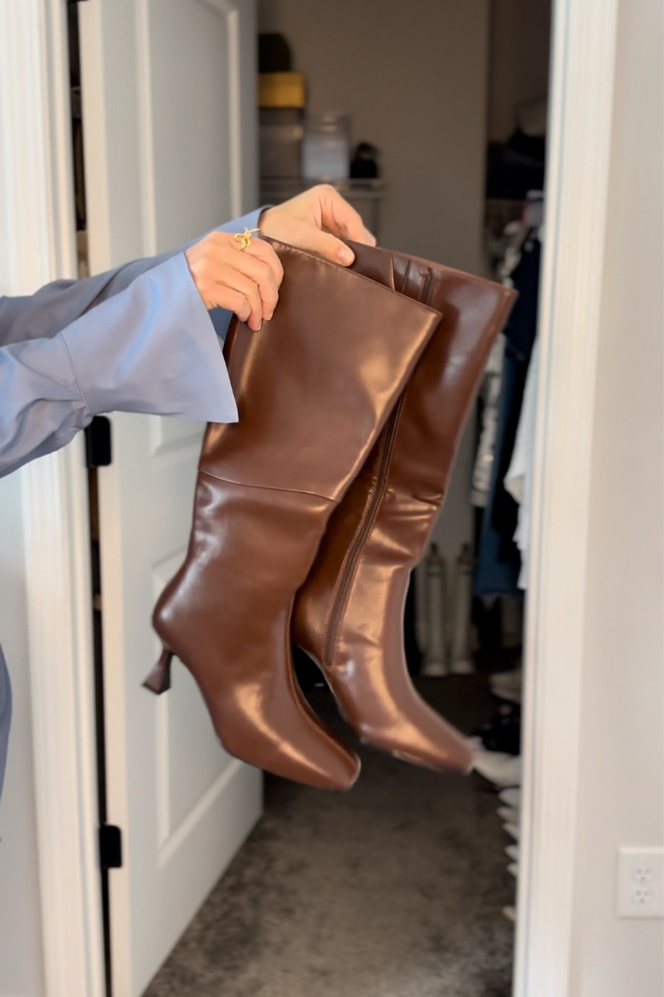 Prettiest chocolate brown knee high boots for fall 

#LTKFindsUnder100 #LTKShoeCrush #LTKSeasonal