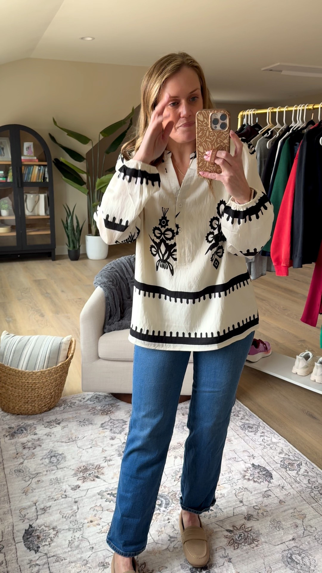 Amazon finds 
Vacation look 
Vacation outfit 
Amazon top 
Target denim 
Loafers 

#LTKmomlife #LTKTravel #LTKdayinmylife