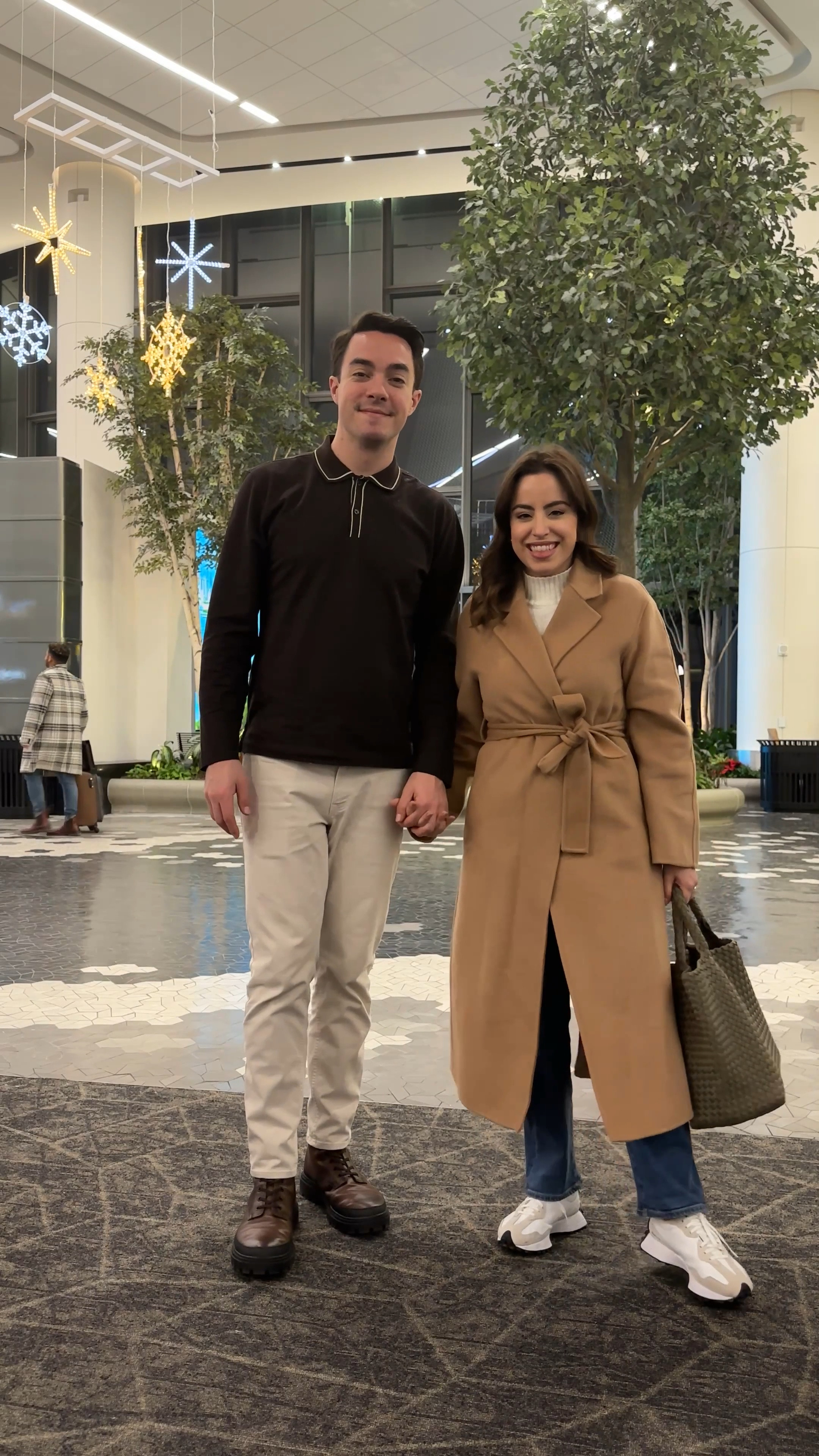 I really like my jeans and cozy camel coat, and this tote bag is my absolute favorite!
#airportlook #coupleoutfit #winterfashion #petitestyle

#LTKtravel #LTKstyletip #LTKSeasonal
