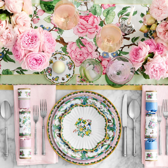 Famille Rose Scalloped Appetizer Plates, Set of 4 | Williams-Sonoma