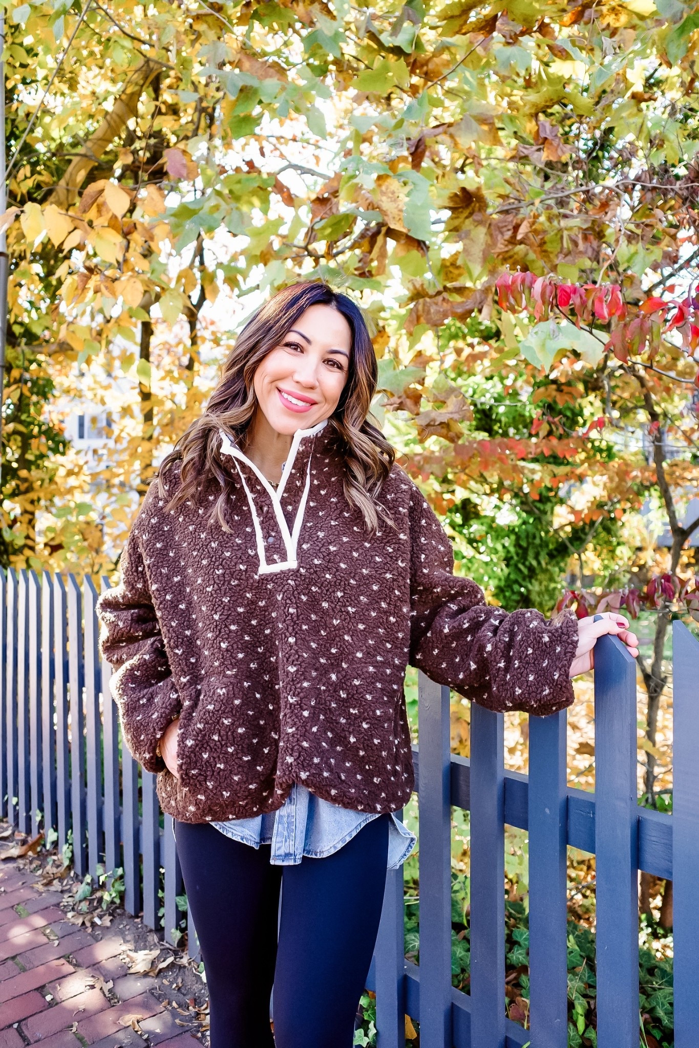 Social Threads code BLACKFRIDAY30 thru 11/29. Wearing small Sherpa pullover.

#LTKSaleAlert #LTKFindsUnder100 #LTKCyberWeek