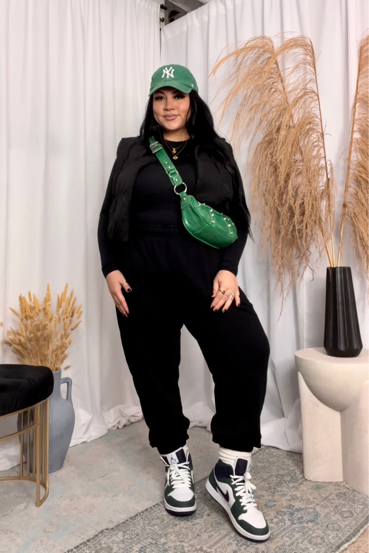 Wearing an xl in the pants and size 4 in the crew neck bodysuit. The vest is sold out 😭