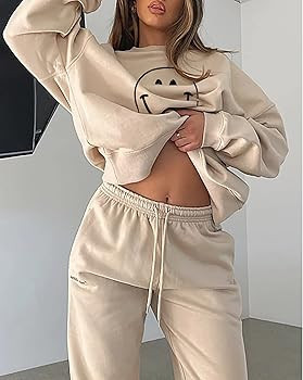 Cioatin Women’s Oversize Fleece Smiley Face Graphic Sweatshirt Crewneck Drop Shoulder Loose Fit... | Amazon (US)