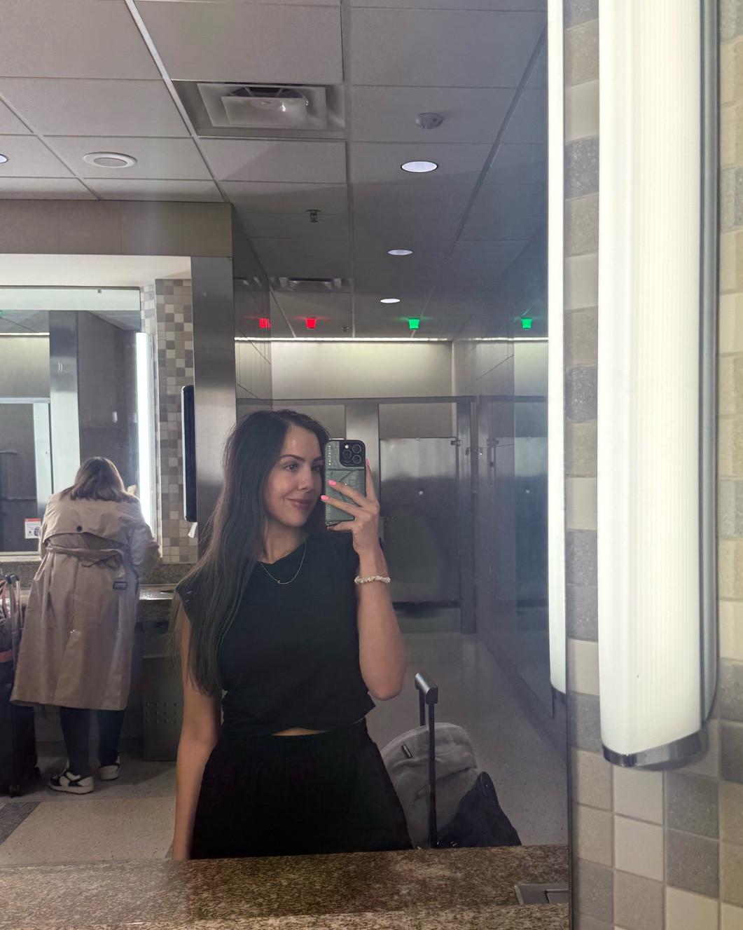 airport fit

#LTKootd
