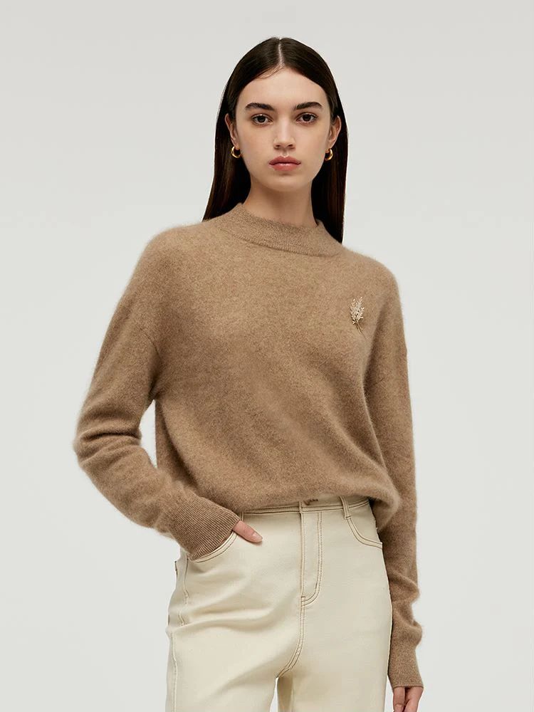 Cashmere Mock Neck Women Sweater With Wheat Ear Brooch | GOELIA