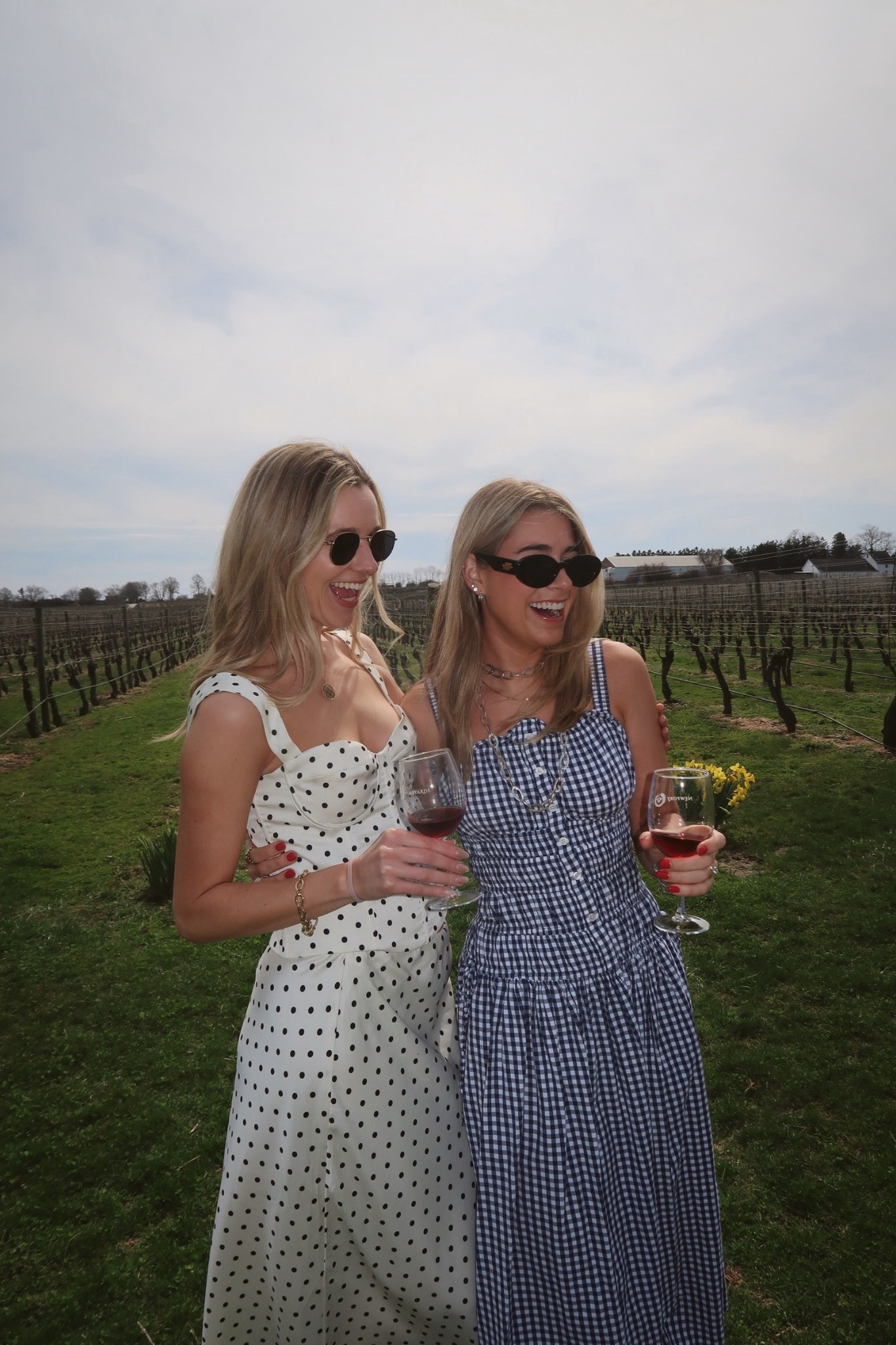 Polka dots & Pinot! 🍇 

#LTKStyleTip #LTKSeasonal #LTKWedding