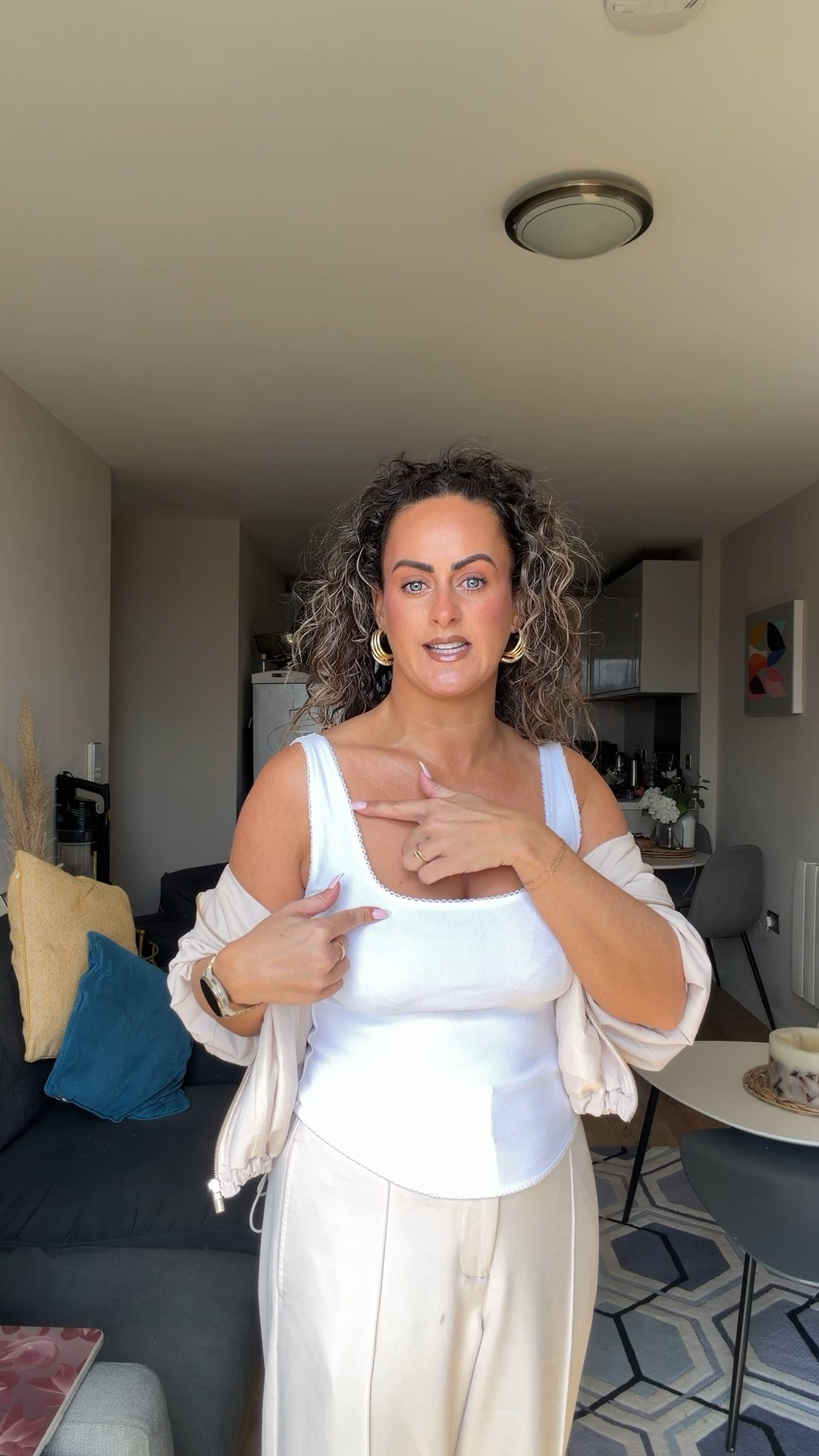 The perfect vest top for your summer wardrobe 🤍 I’m wearing a size medium 

Tracksuit I wear a small in both but could have got an XS in the trousers as they come up big

Summer outfit, summer essentials, white vest top

#LTKuk #LTKsummer #LTKstyletip