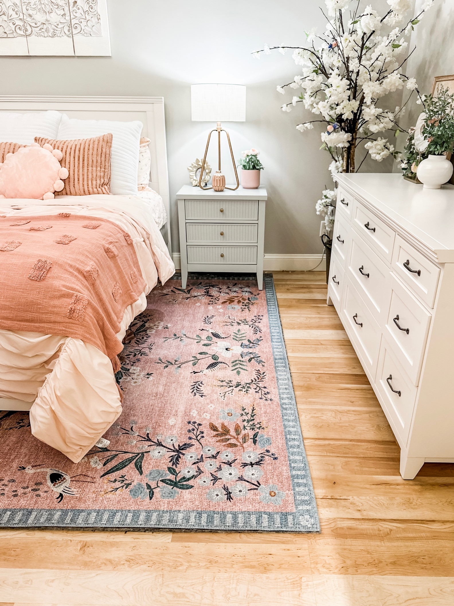 The sweetest little girls bedroom!❤️

#LTKhome #LTKkids #LTKfamily