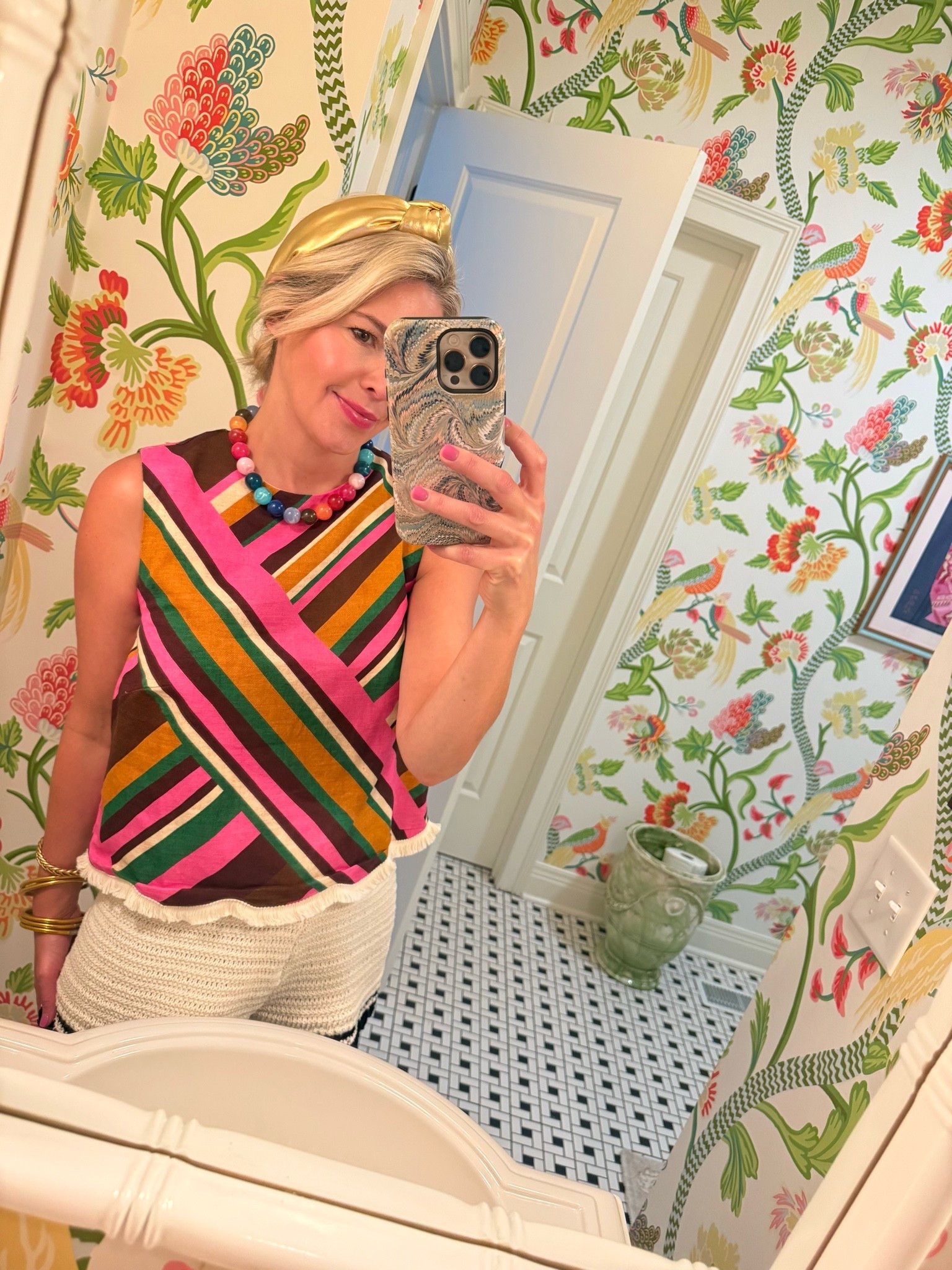 Avara LDW SALES! like this colorful top
with fringe …. Yes please! Runs TTS!

#LTKootd #LTKSaleAlert