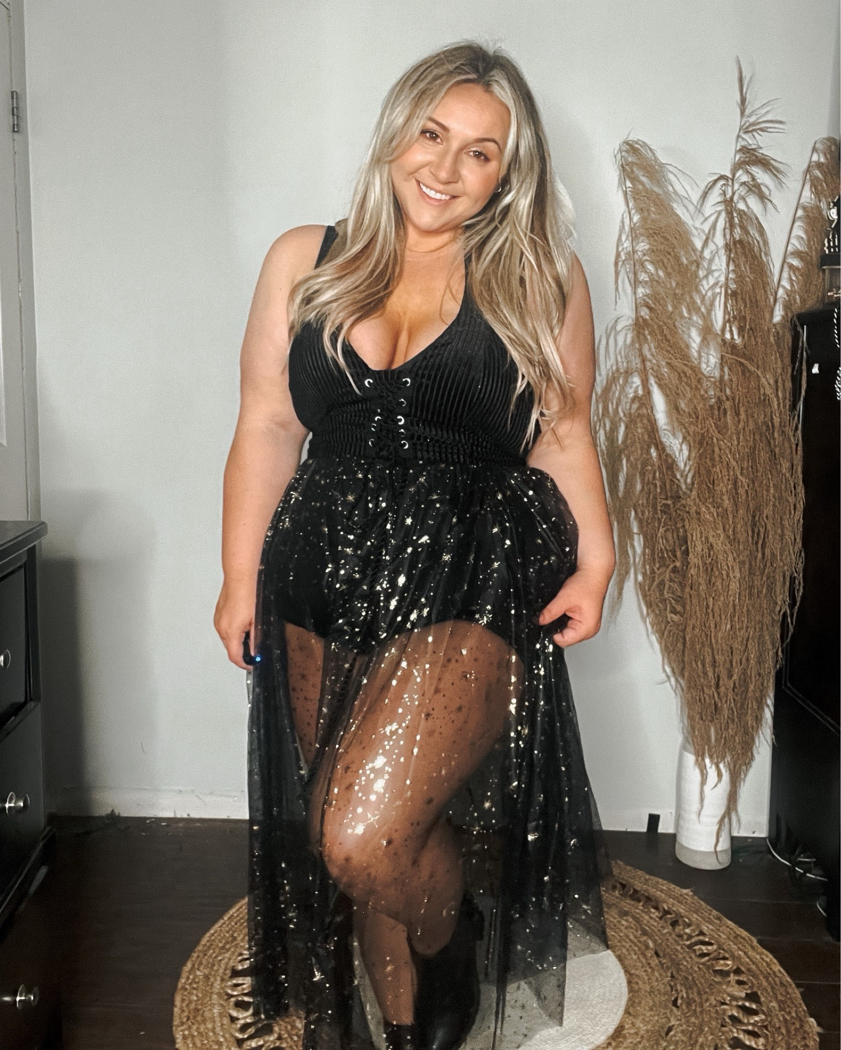 Concert outfits 
Concert 
Festival outfit 
Coachella 
Ltkunder25 
Ltkunder100 
Ltk midsize 
Ltk plus size 
Black 
Sheer 
Glitter 
Corset 
Top
Skirt dress 
Vacation 
Alternative style 


#LTKSeasonal