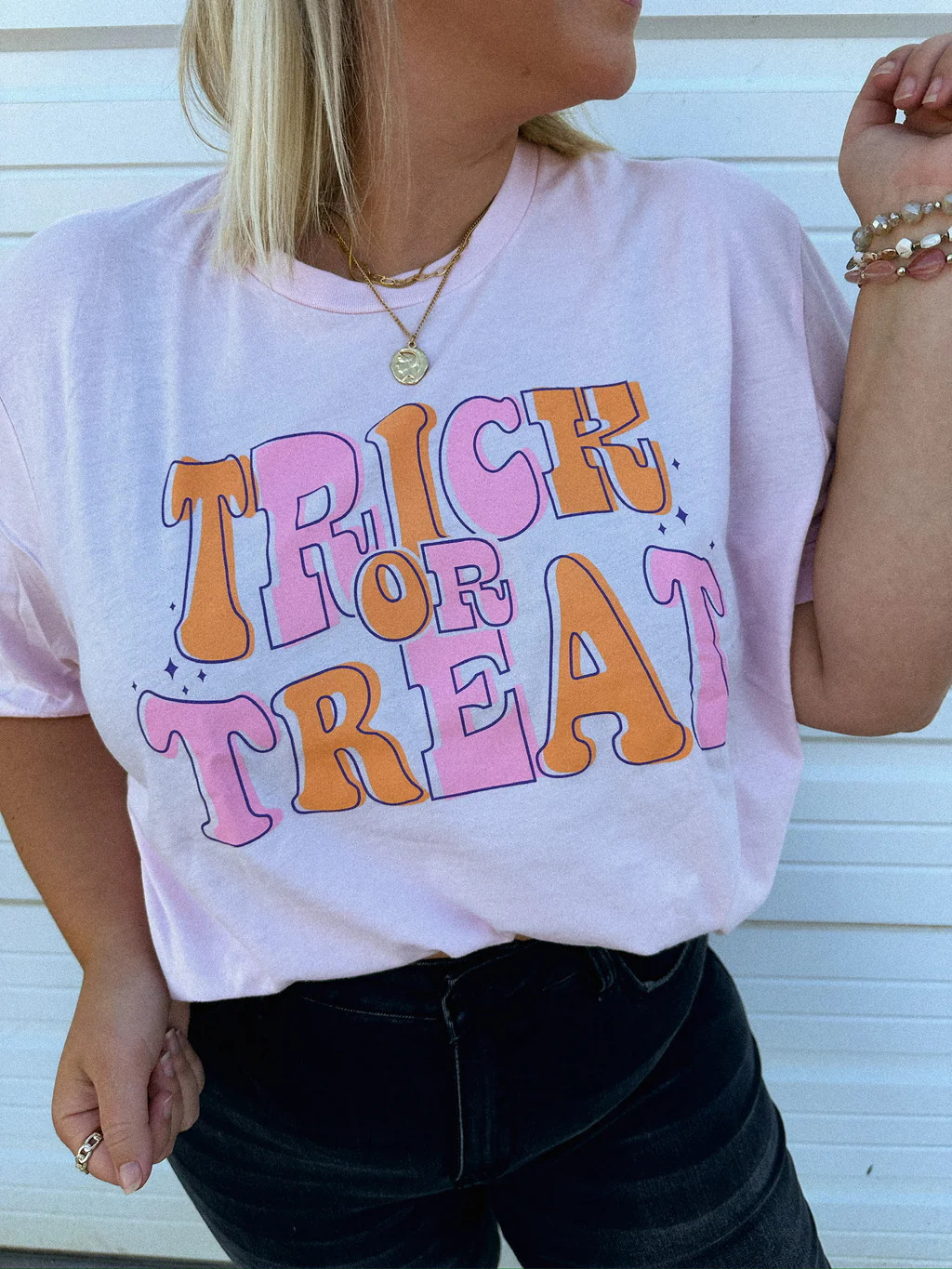 all treats graphic tee | Etta & East