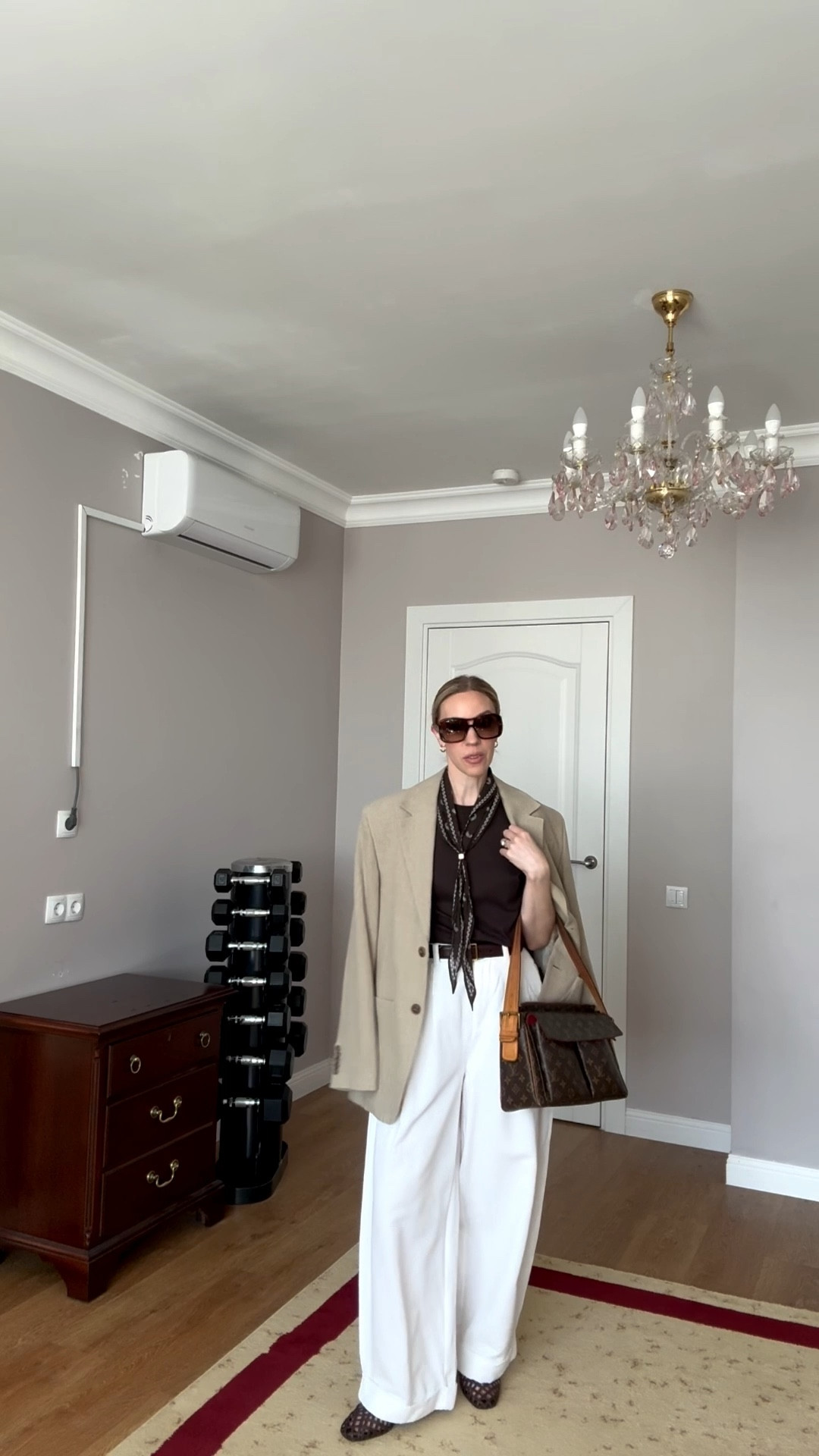 Business casual look, spring work outfit, linen blazer, white pants, chocolate brown tee, woven leather ballet flats 

#LTKootd #LTKWorkwear #LTKgrwm