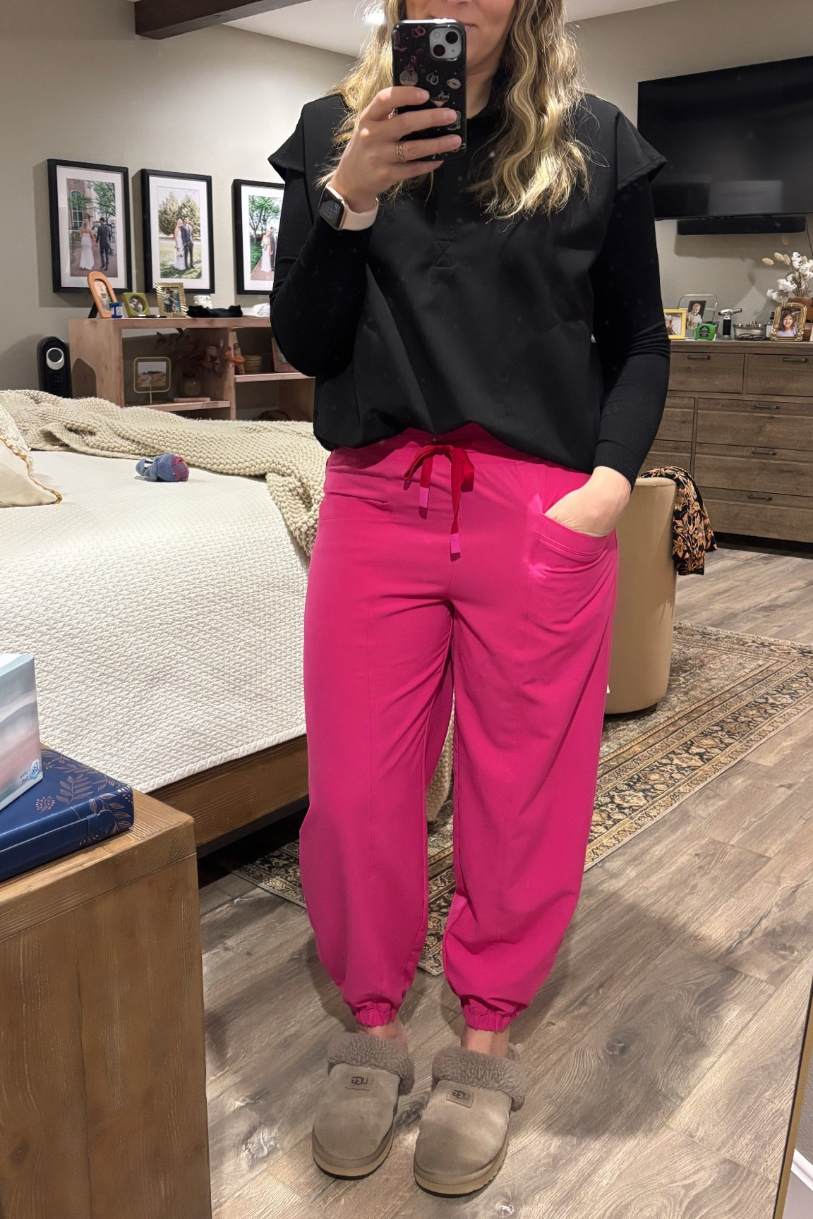 And on Wednesdays, we wear pink. Another day, another pair of figs. They’re out of the Shocking Pink, but they have lots of other great shades


#LTKStyleTip #LTKU #LTKWorkwear