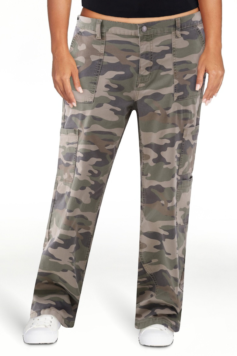 No Boundaries Wide Leg Cargo Pants, 33.5" Inseam, Women's and Women's Plus XXS-4X | Walmart (US)