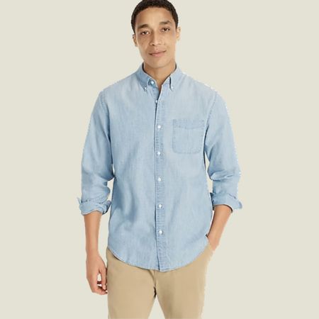 J Crew men’s chambray shirt | classic chambray button down | men’s outfit ideas for photoshoot | family photos shirt | what to wear for newborn photos



#LTKmens #LTKfit #LTKunder100