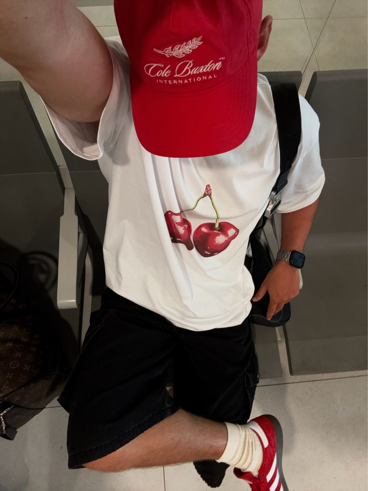 airport attire ❤️🍒
Airport outfit, red details, cole Buxton, adidas spezial, cherry top, outfit details